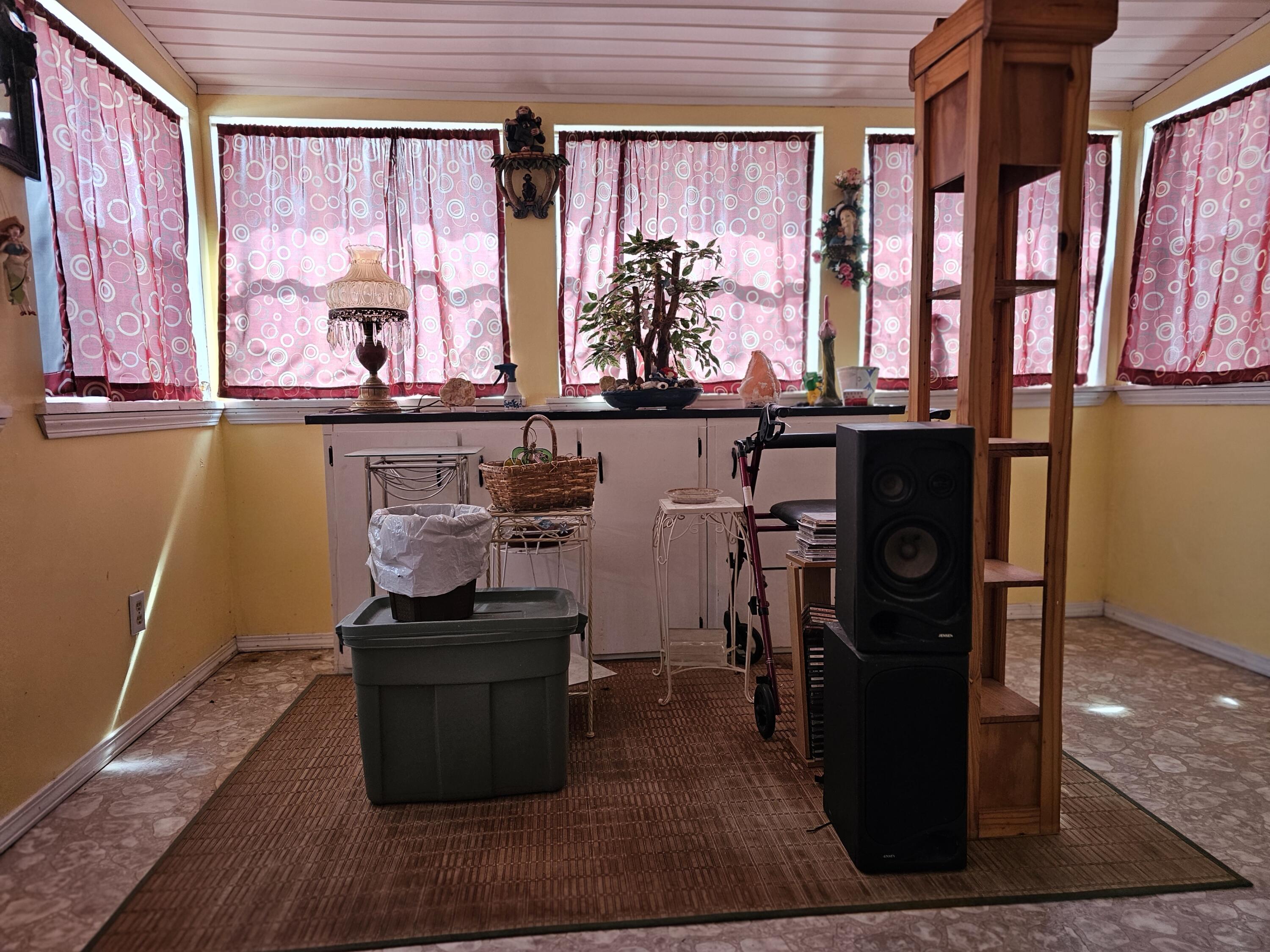 108 East Montgomery Street Property Photo 29