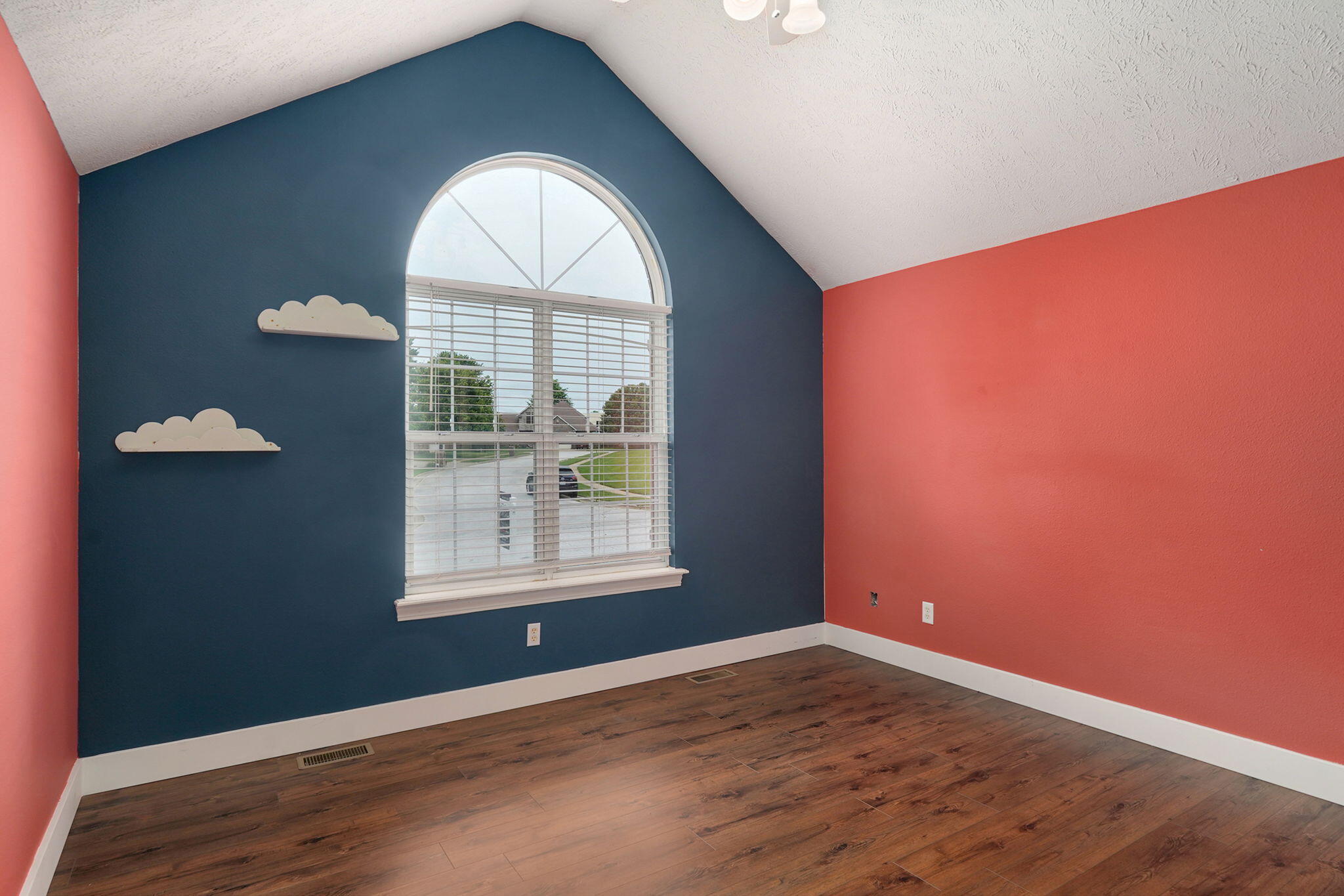 830 East Rachael Drive Property Photo 24