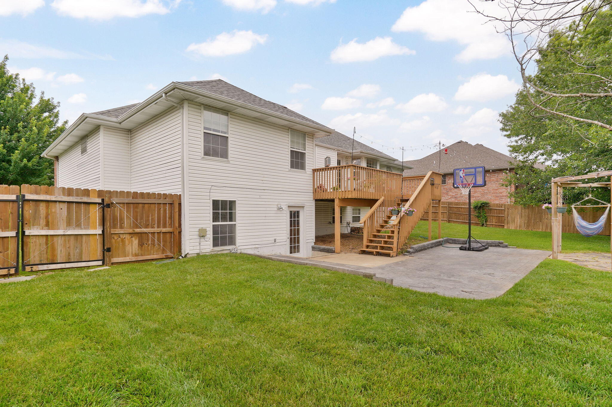 830 East Rachael Drive Property Photo 45