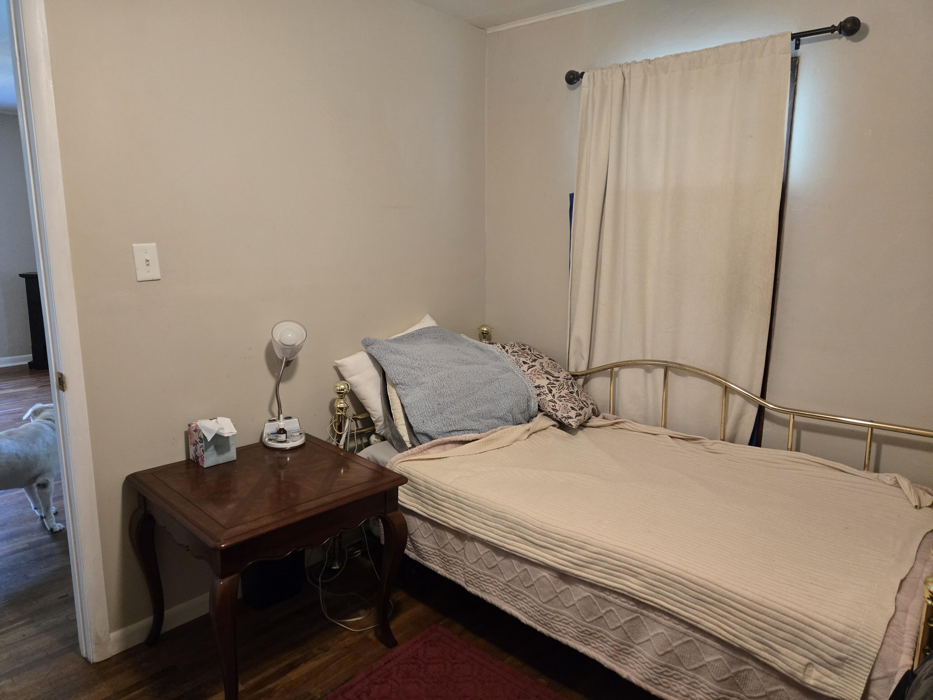 830 South Park Avenue Property Photo 5