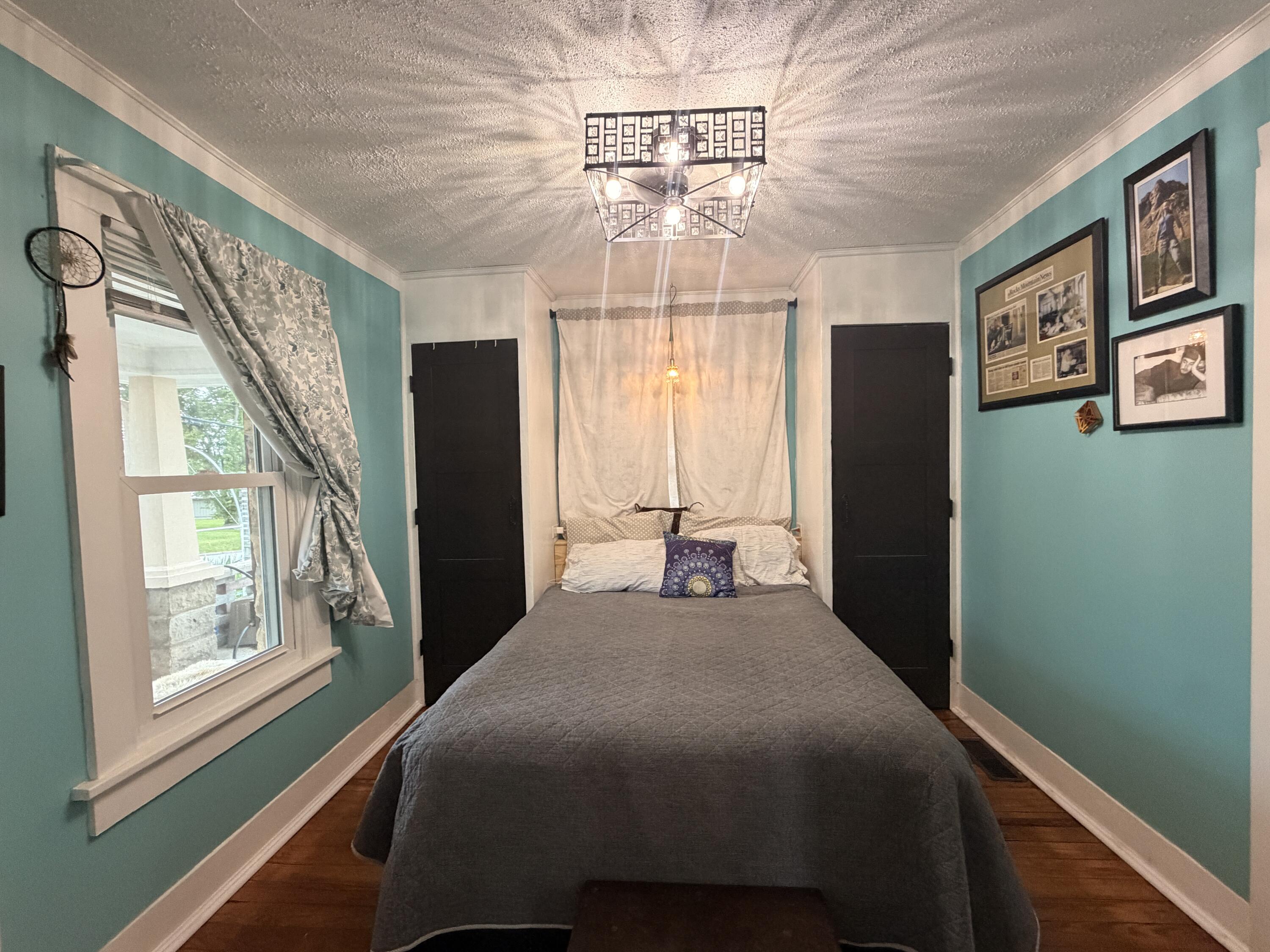 112 South High Street Property Photo 13