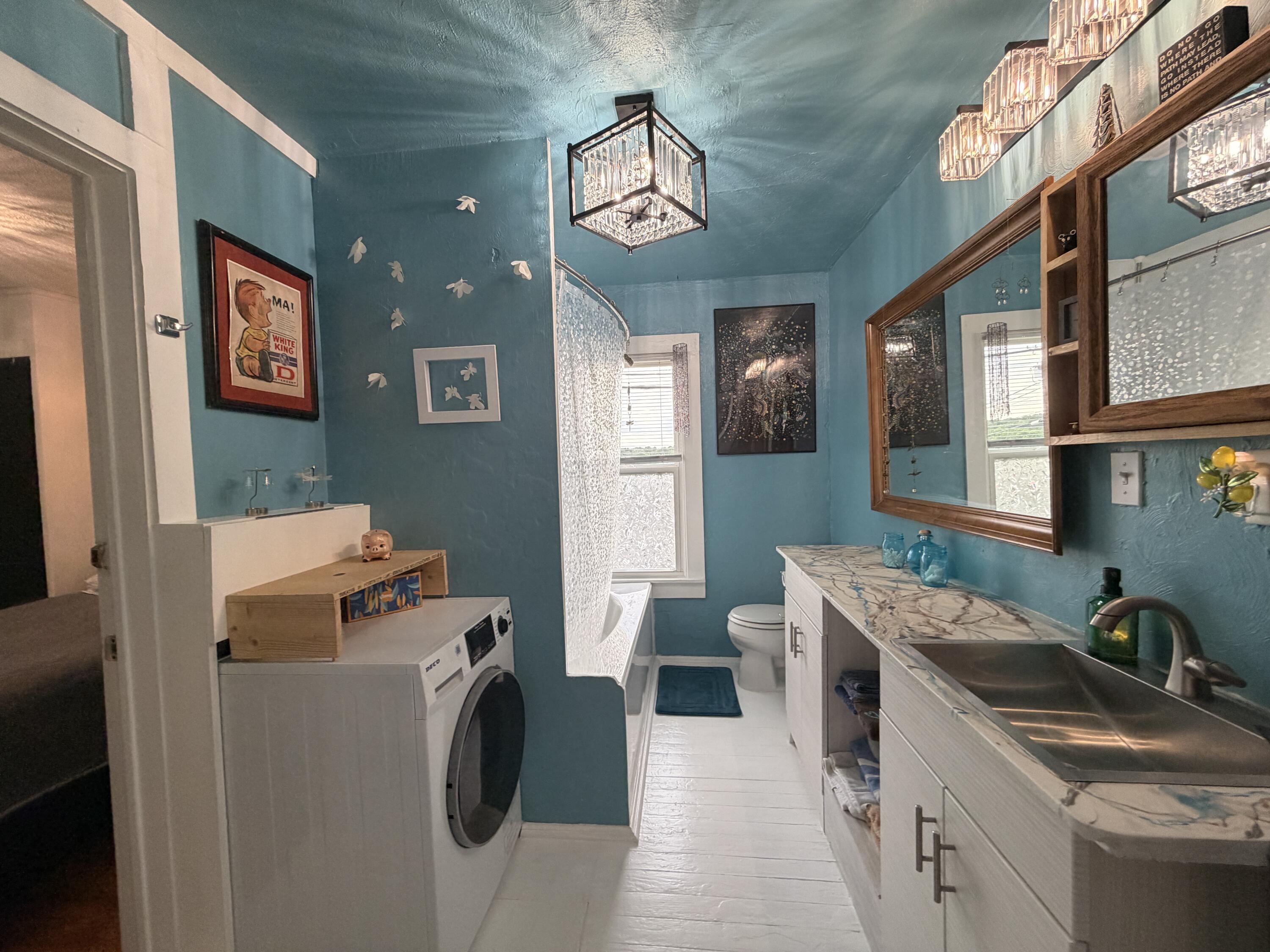 112 South High Street Property Photo 19