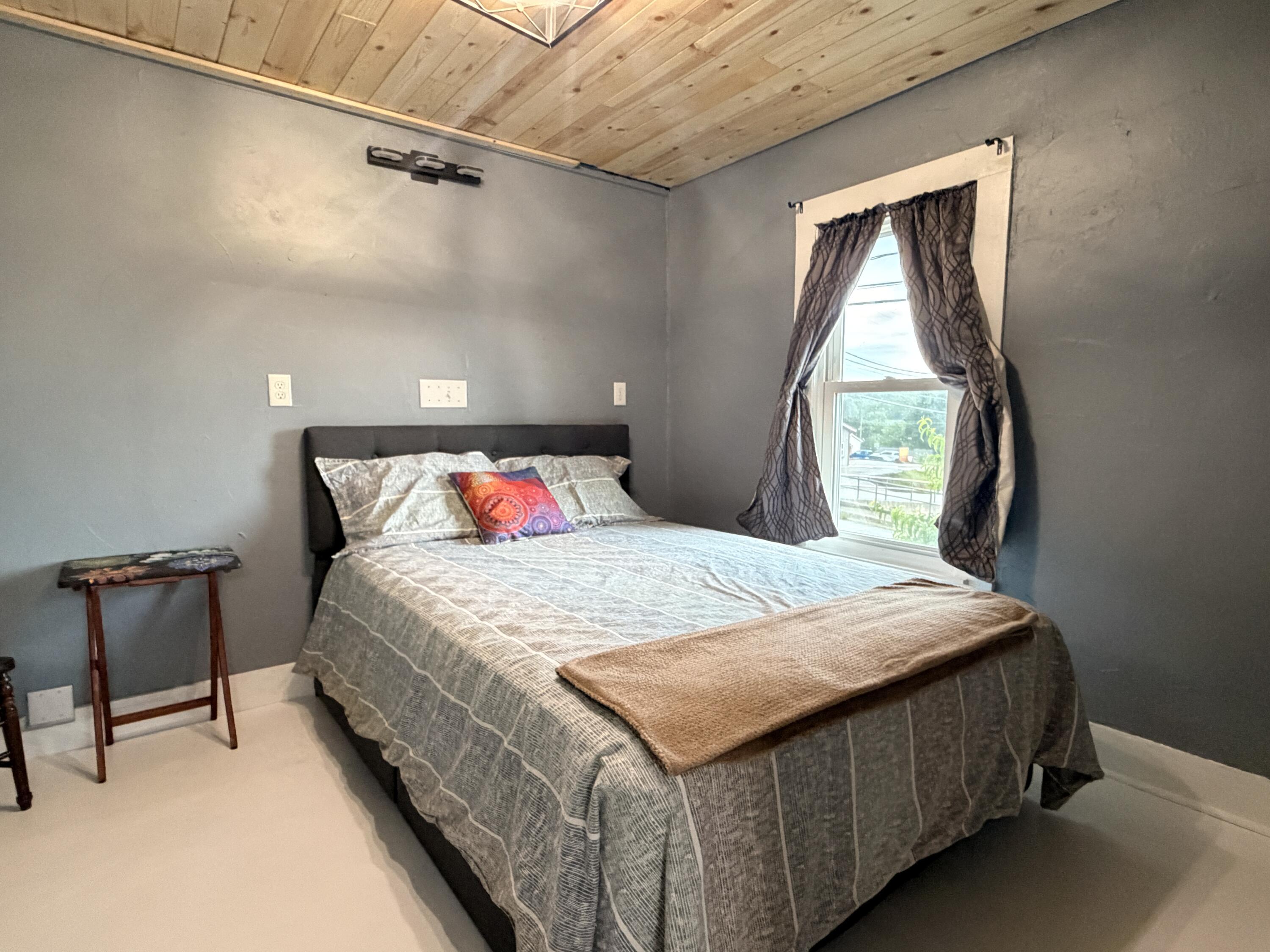 112 South High Street Property Photo 46