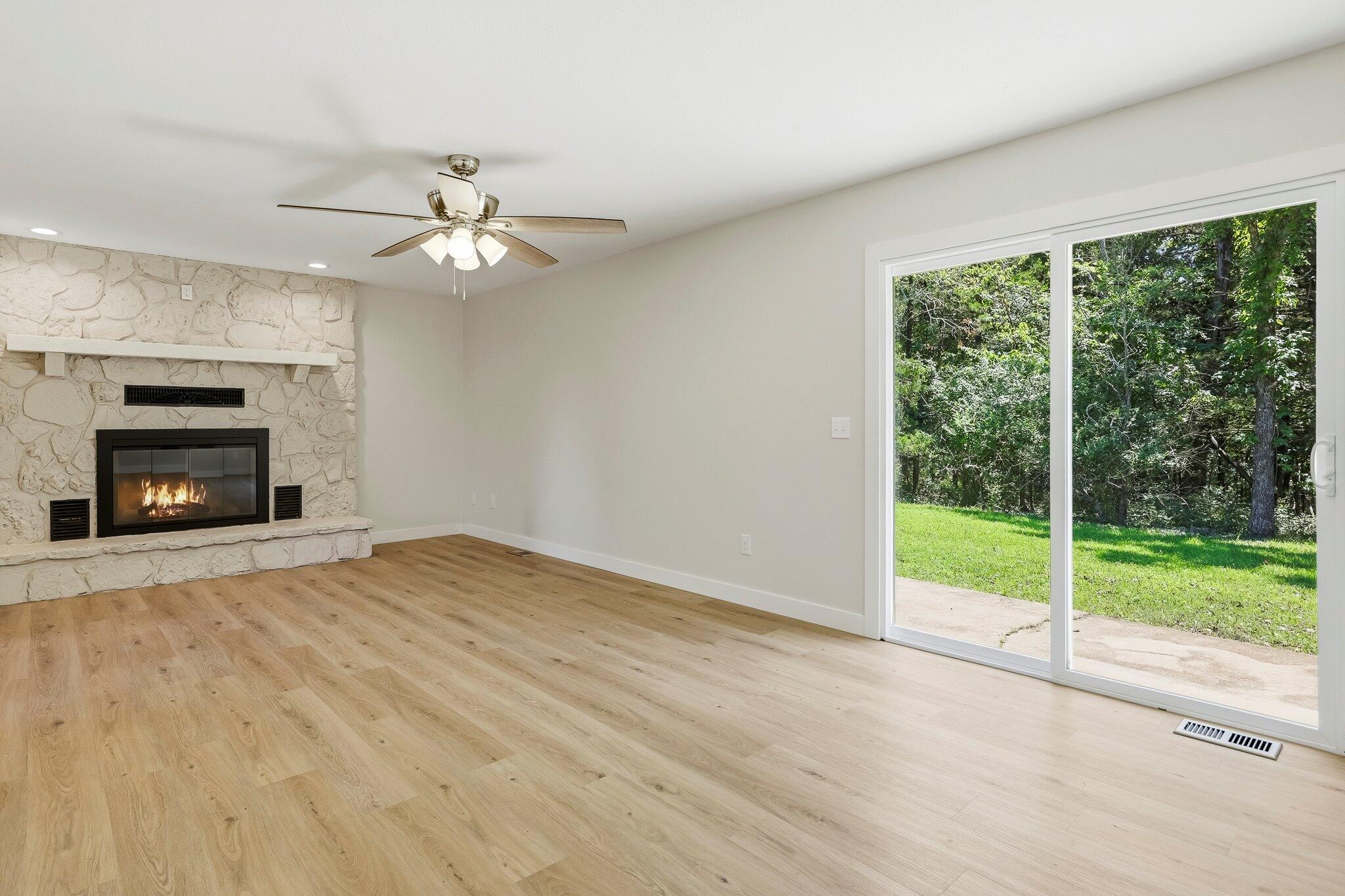 395 Caudill Way Property Photo 10
