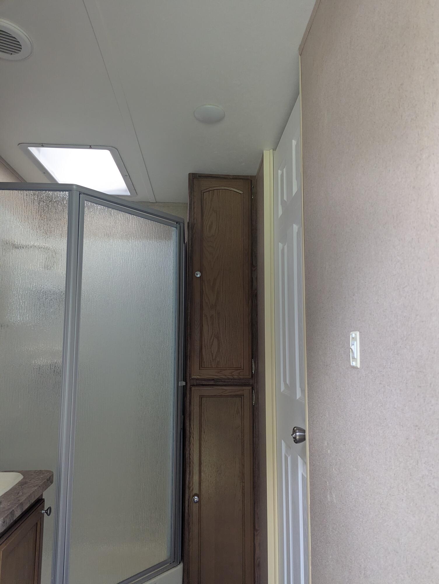 103 East 5th Street Property Photo 18