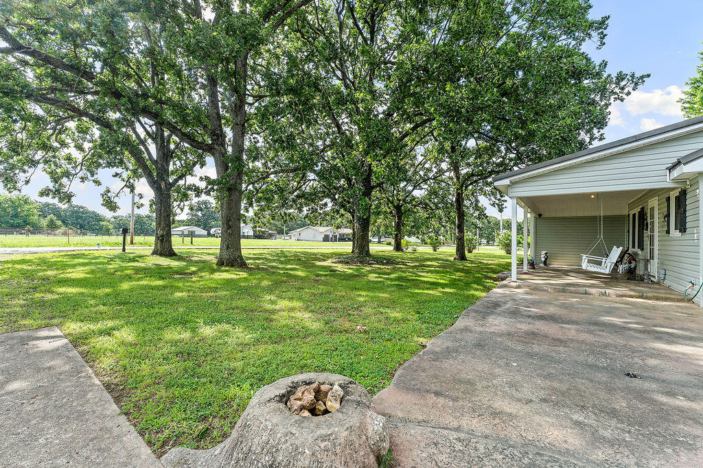 19150 Hereford Road Property Photo 43