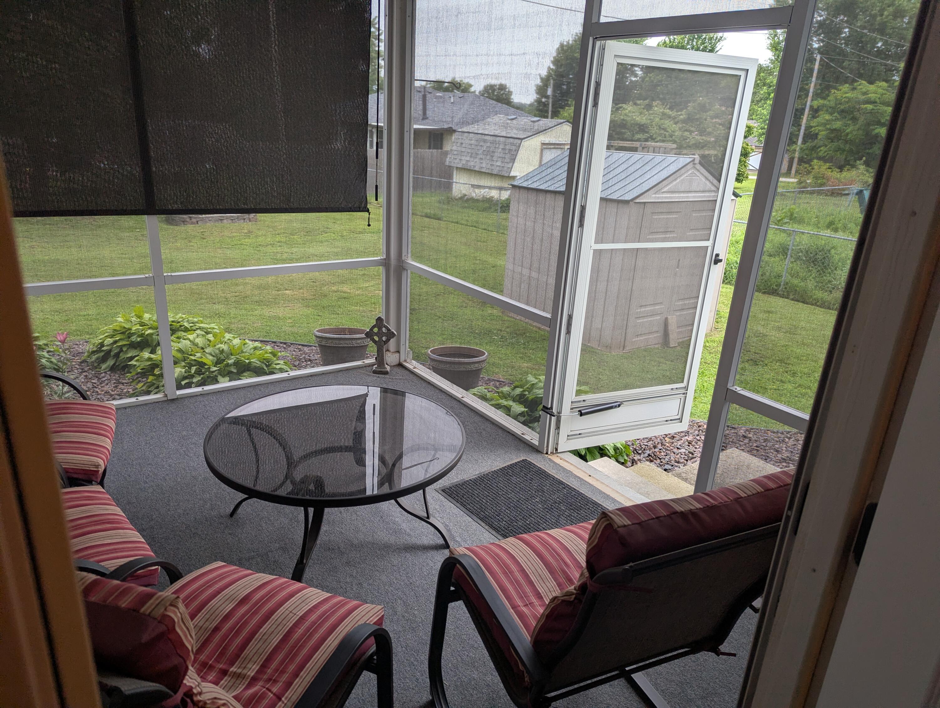 671 North Russell Avenue Property Photo 17