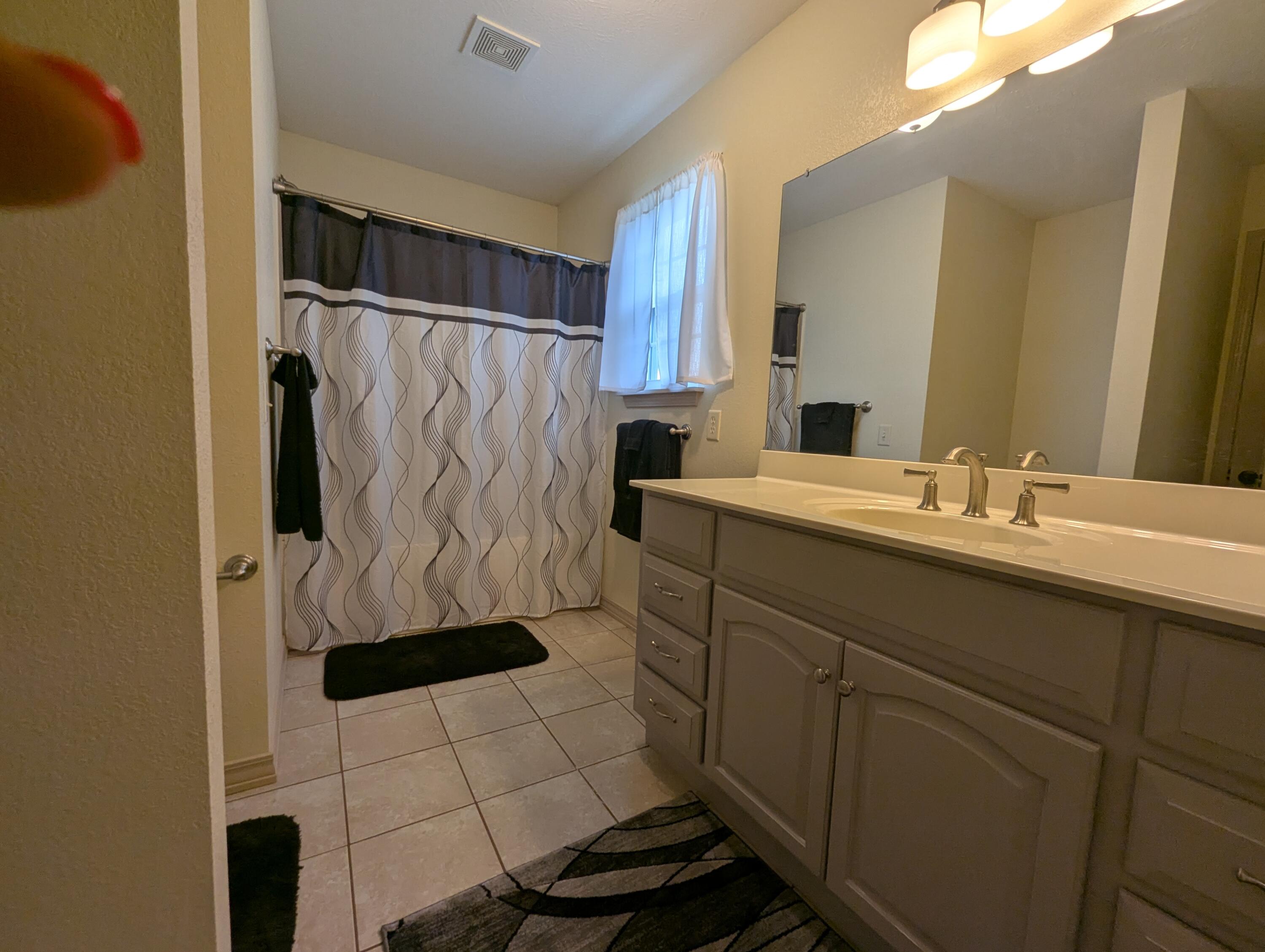 671 North Russell Avenue Property Photo 33