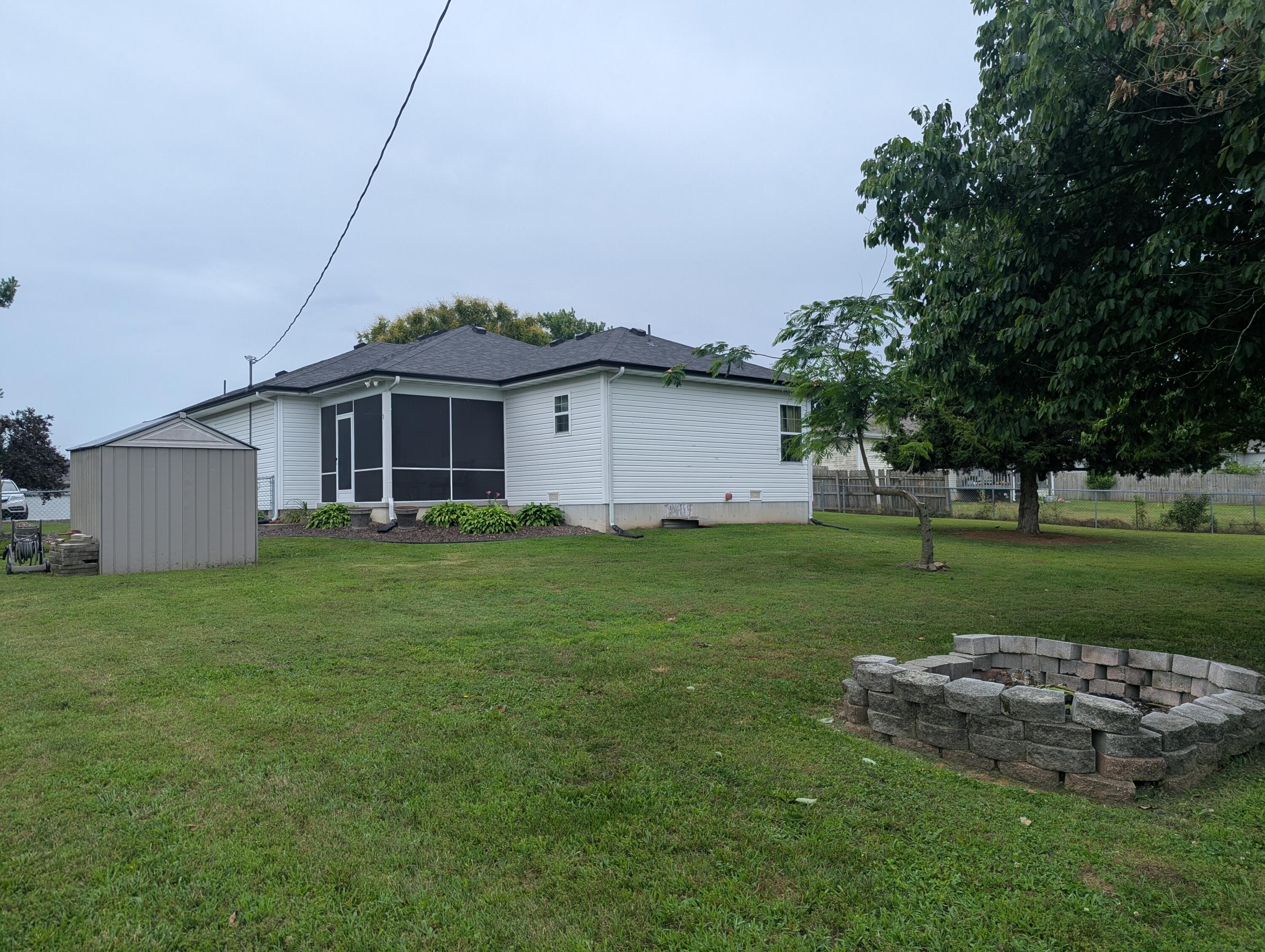 671 North Russell Avenue Property Photo 37