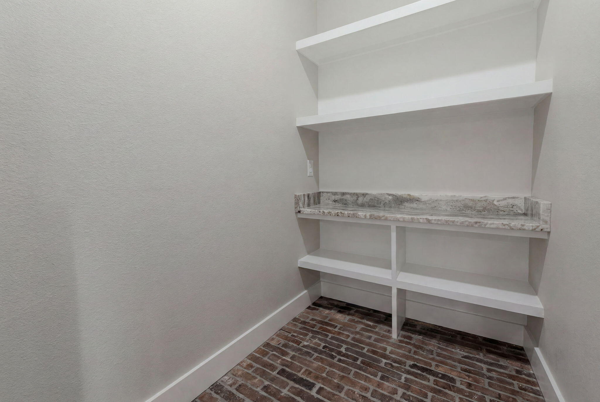 1749 East Skyline Property Photo 16