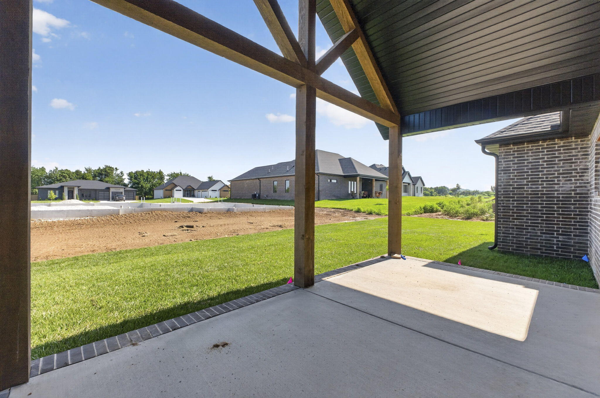 1749 East Skyline Property Photo 34