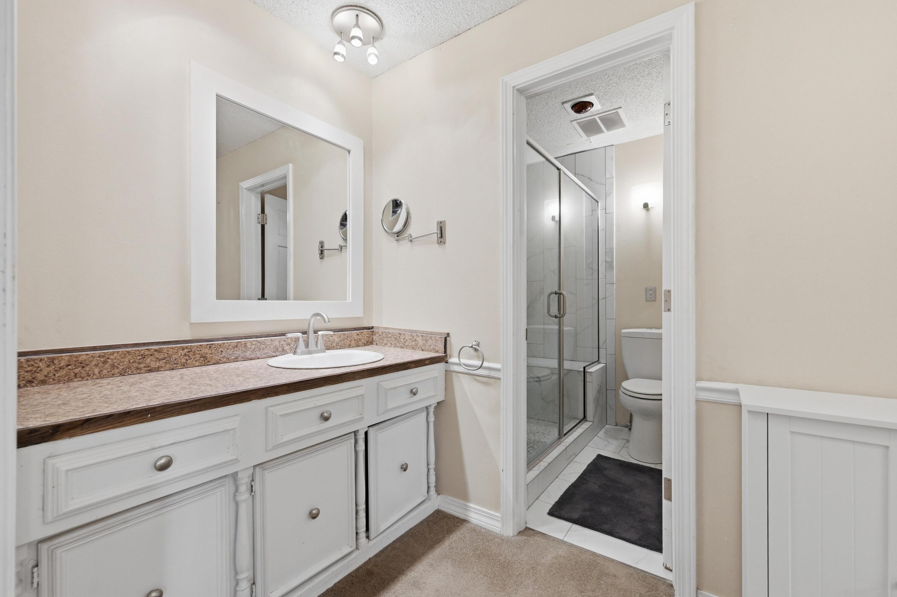 2020 South Eastwood Road Property Photo 34