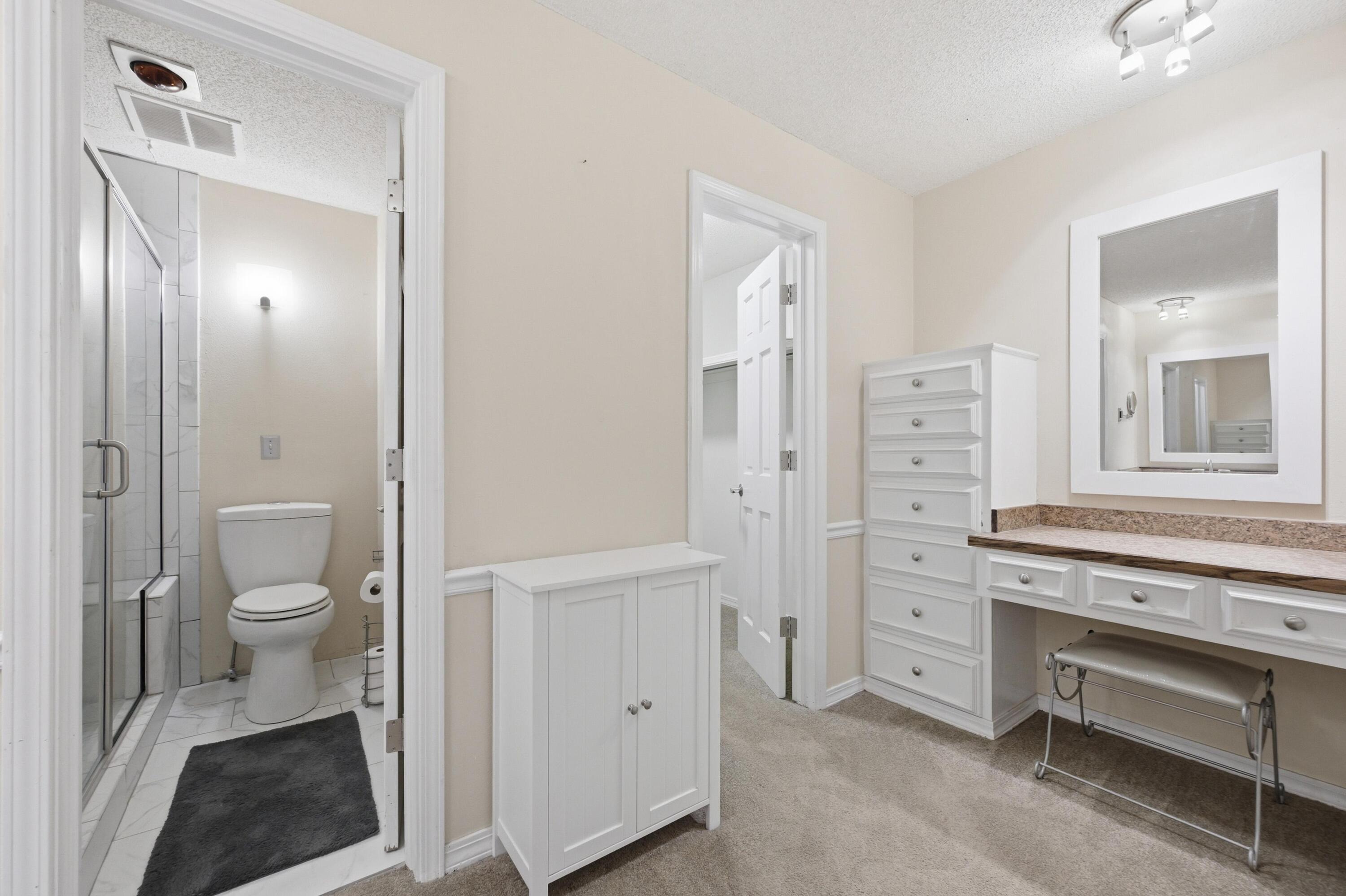 2020 South Eastwood Road Property Photo 35