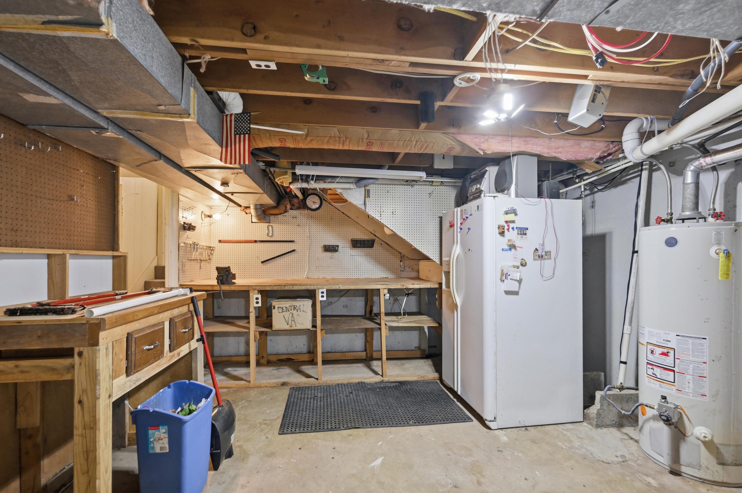 2020 South Eastwood Road Property Photo 48