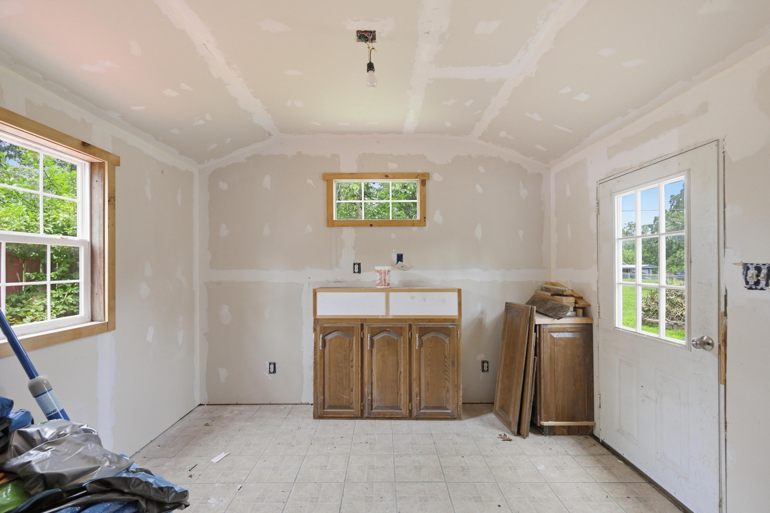 2020 South Eastwood Road Property Photo 64