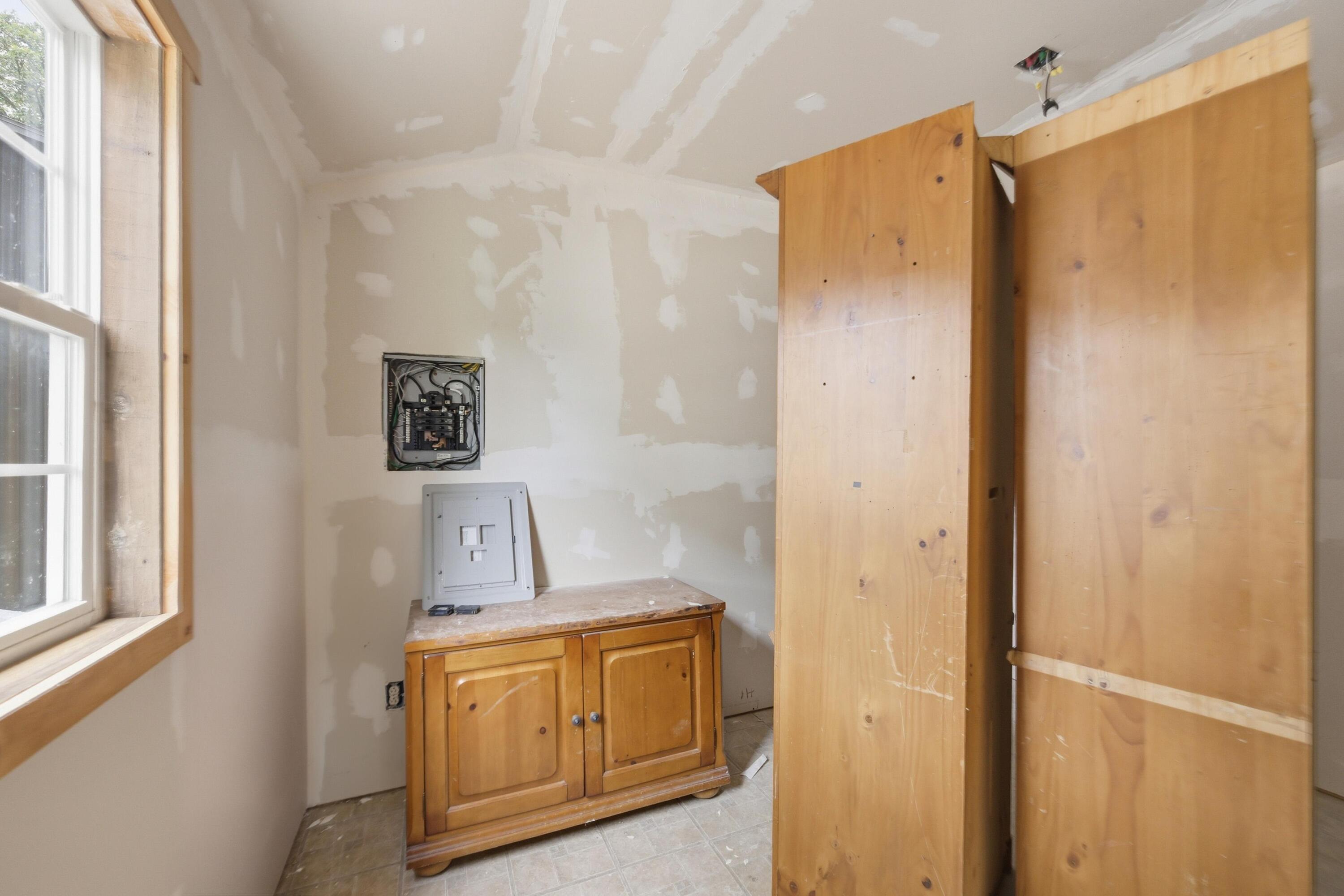 2020 South Eastwood Road Property Photo 65