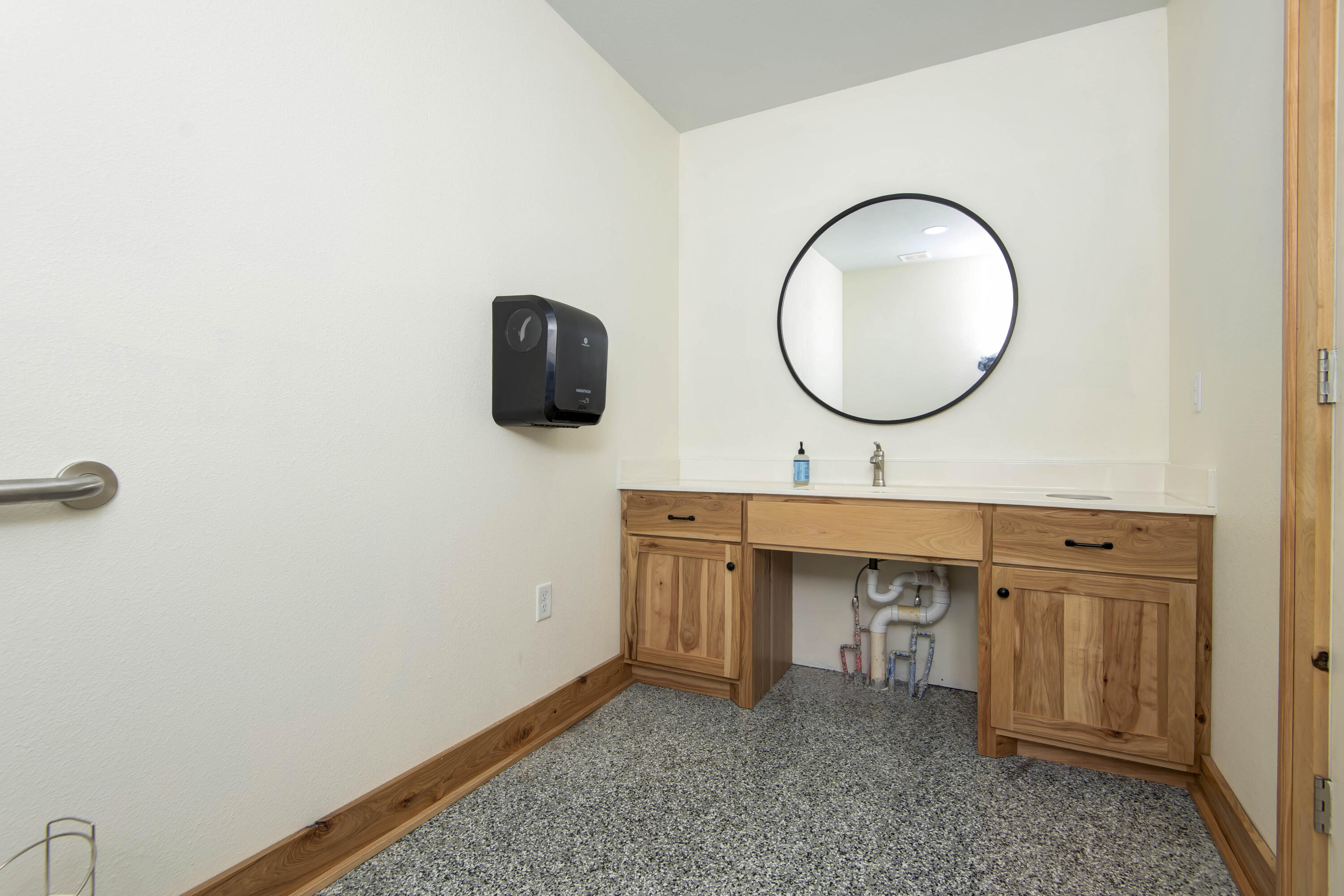 2210 Diggins Road Property Photo 20