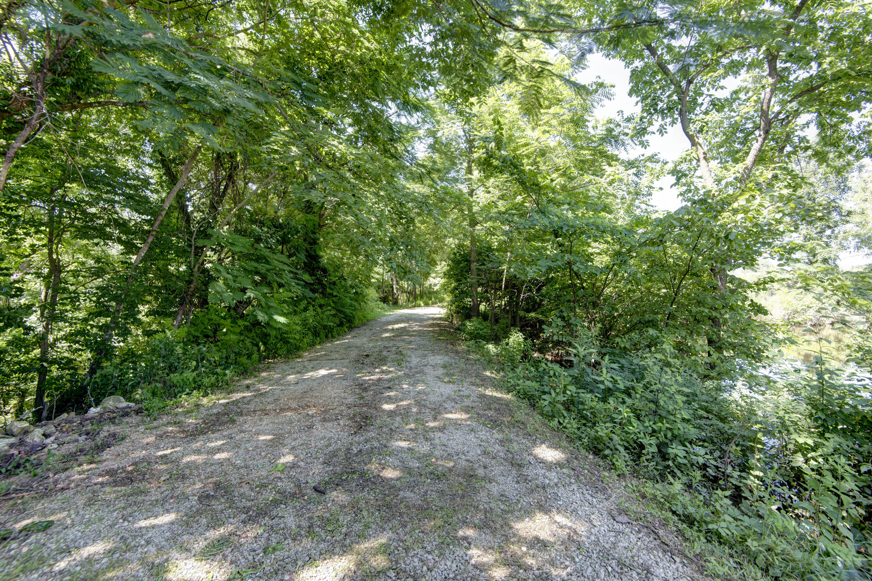 2210 Diggins Road Property Photo 3