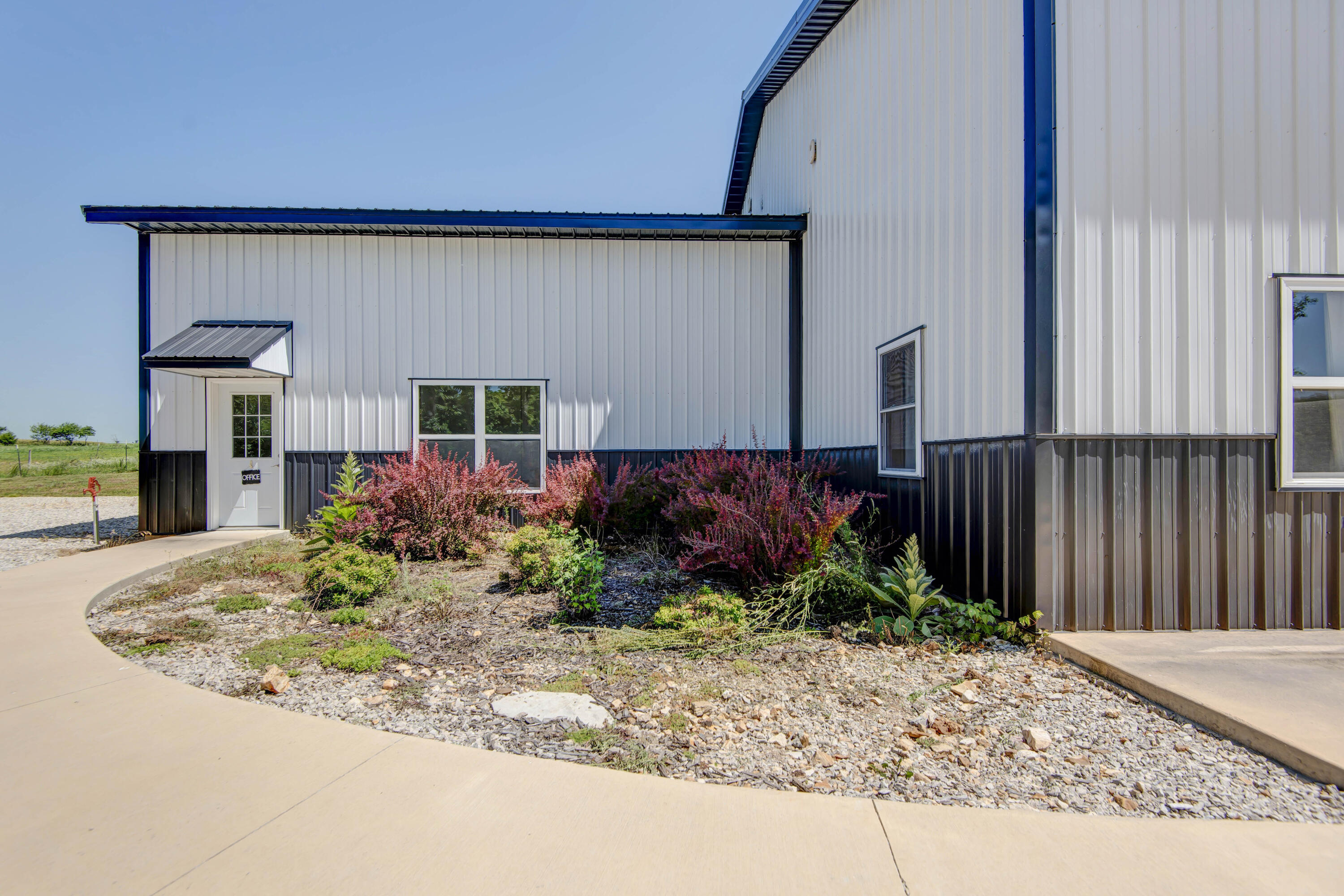 2210 Diggins Road Property Photo 5