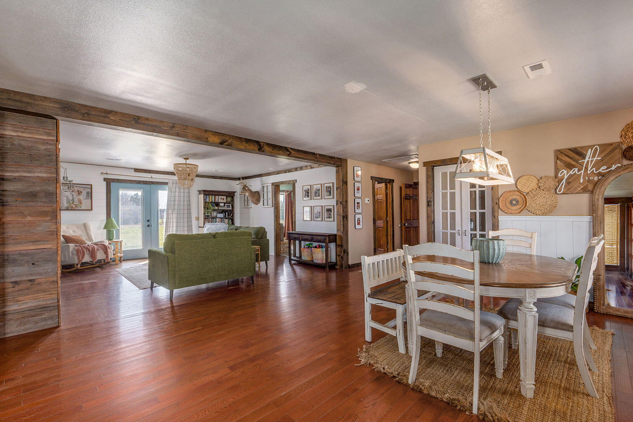 13731 Lawrence 2170 Property Photo 8