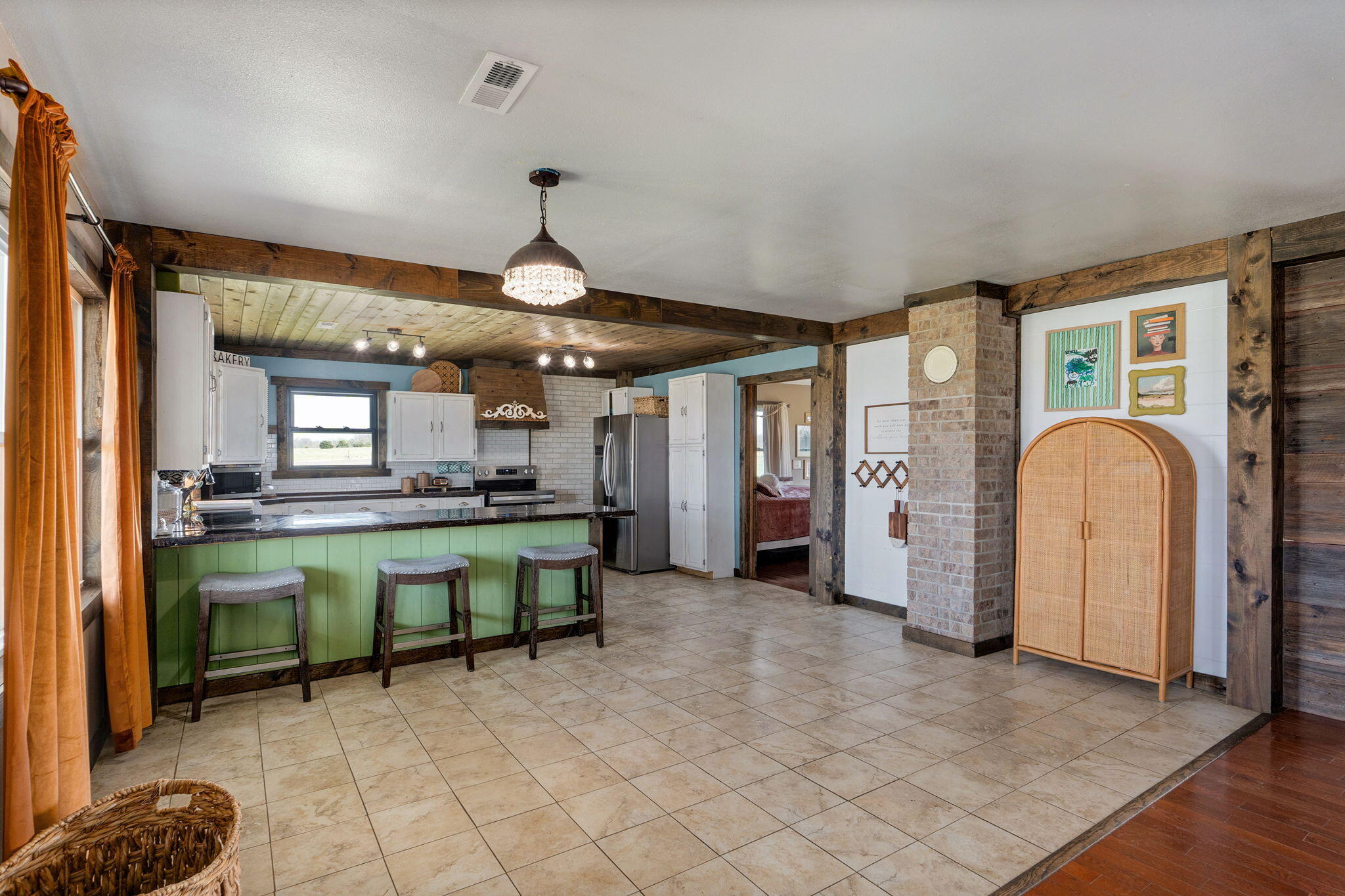 13731 Lawrence 2170 Property Photo 12