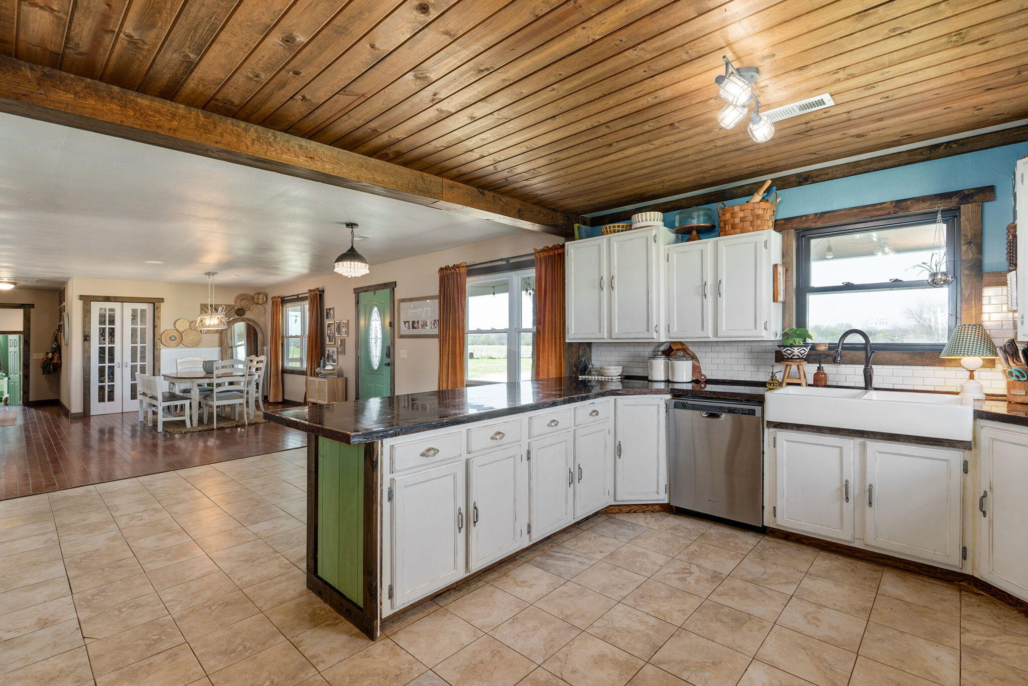 13731 Lawrence 2170 Property Photo 16