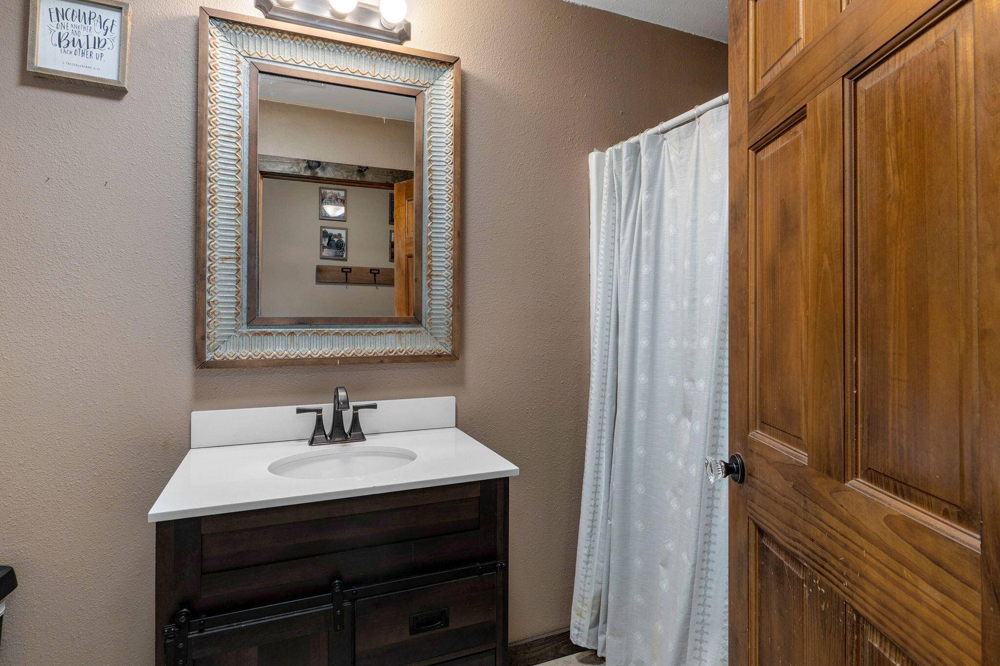 13731 Lawrence 2170 Property Photo 25