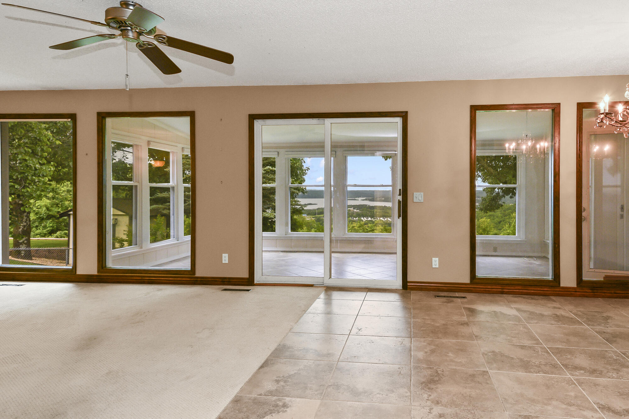 10 Midview Drive Property Photo 5