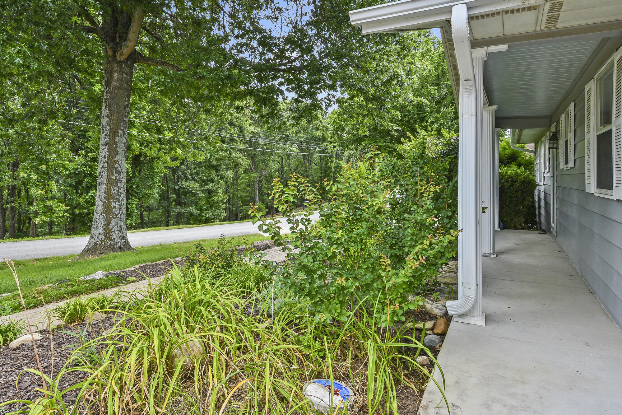 10 Midview Drive Property Photo 43