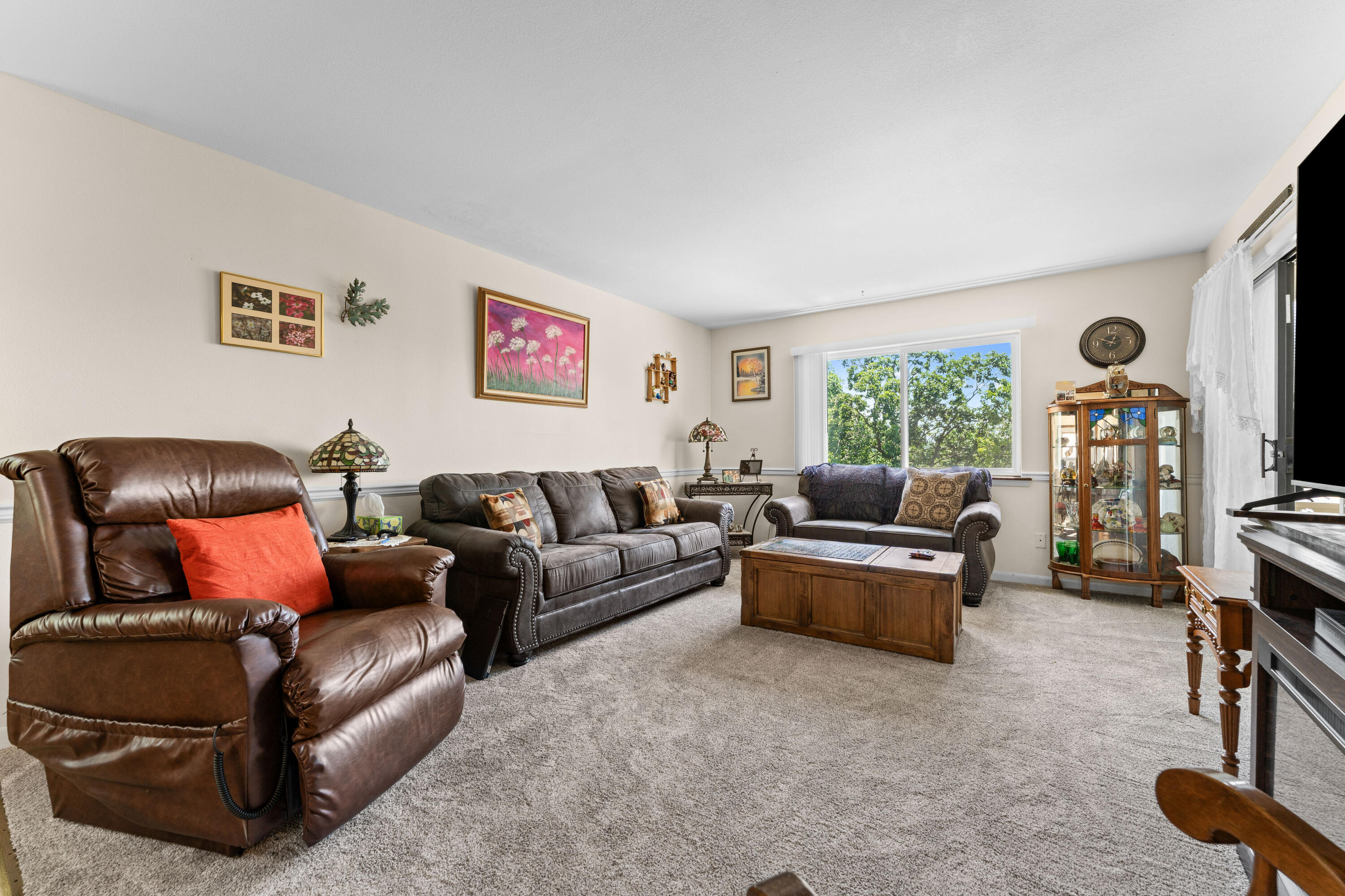 118 West Hensley Street 2d Property Photo 6