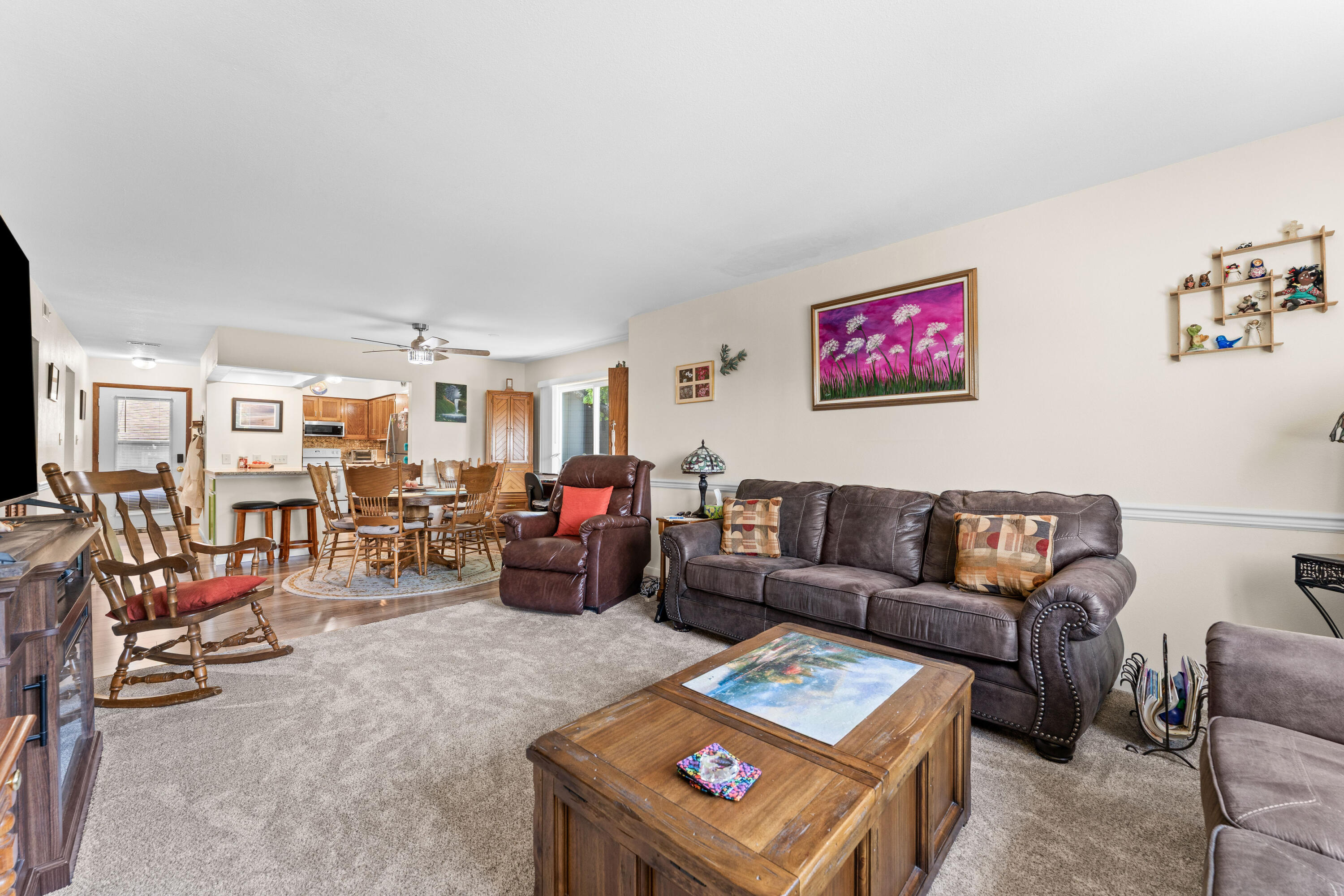 118 West Hensley Street 2d Property Photo 7