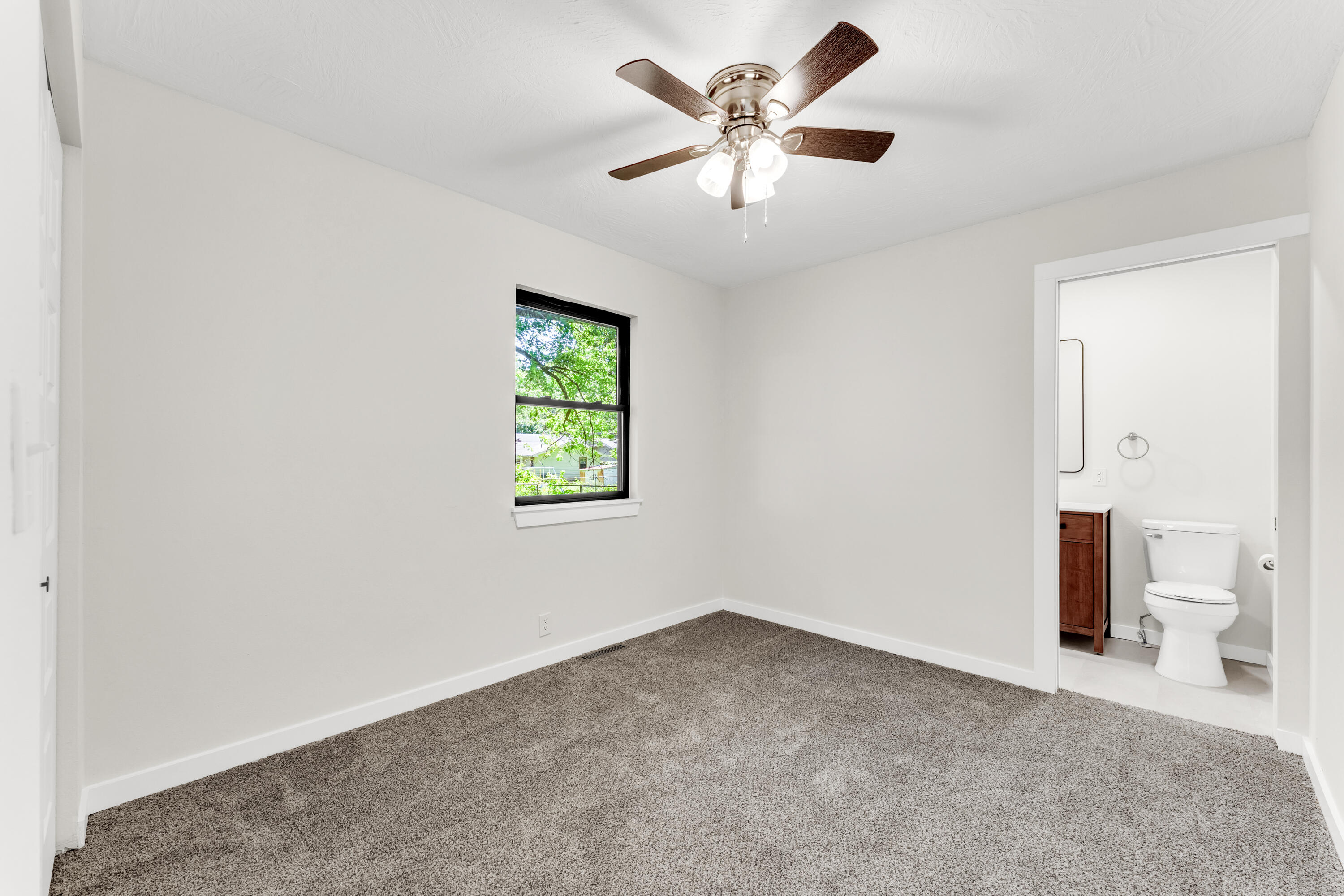 3428 South Fort Avenue Property Photo 14