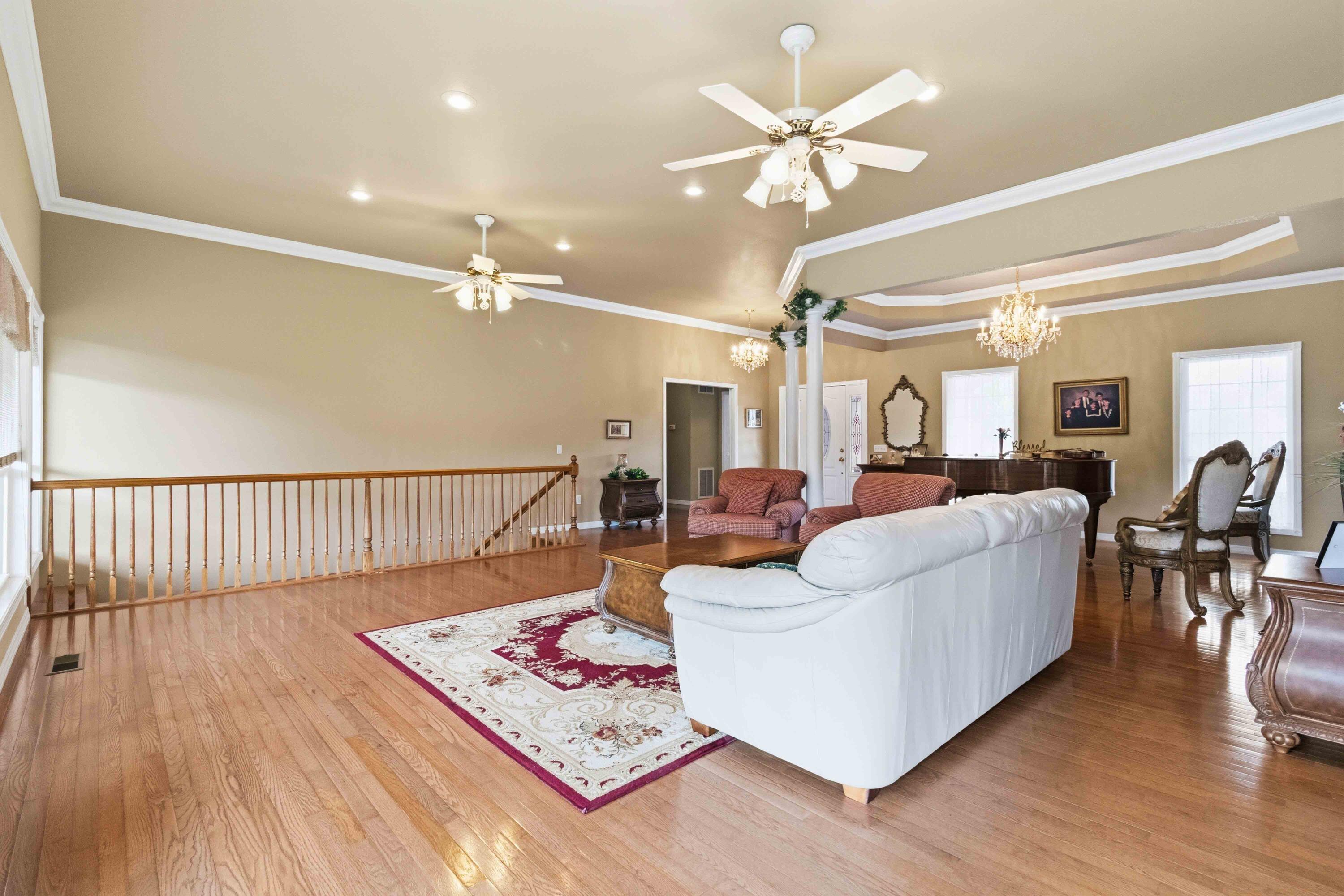 136 Riverview Drive Property Photo 14