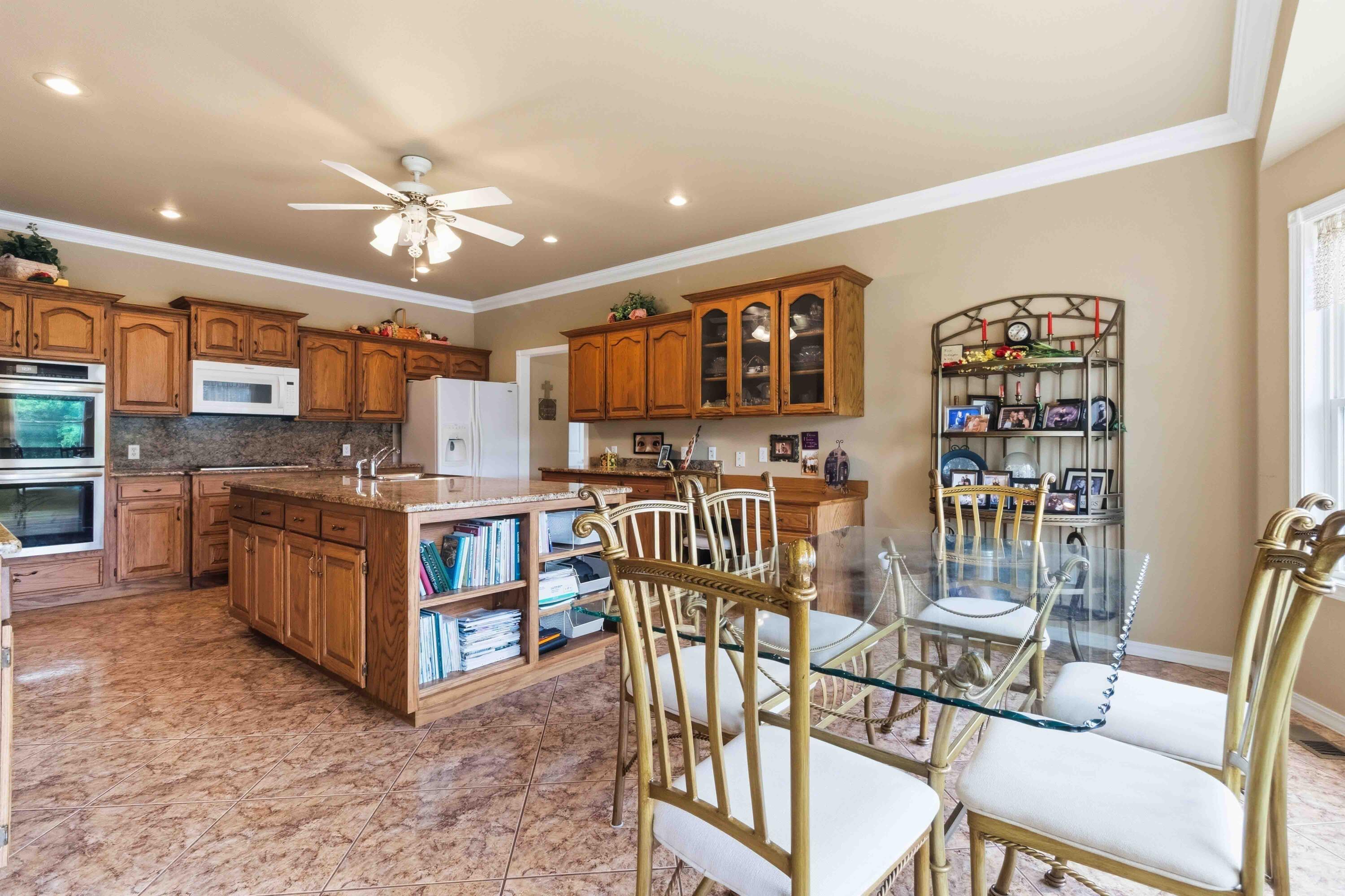 136 Riverview Drive Property Photo 15