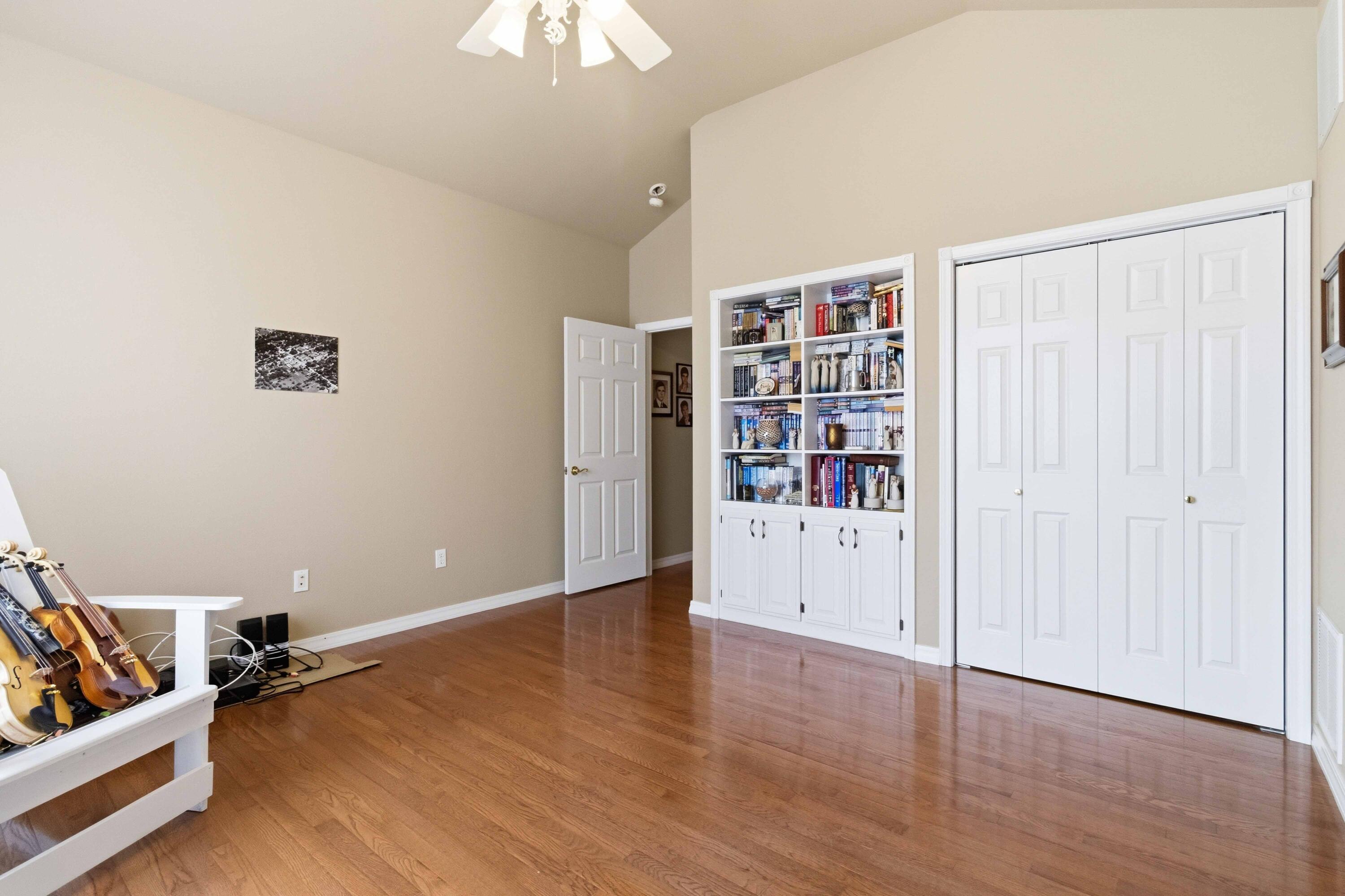 136 Riverview Drive Property Photo 23