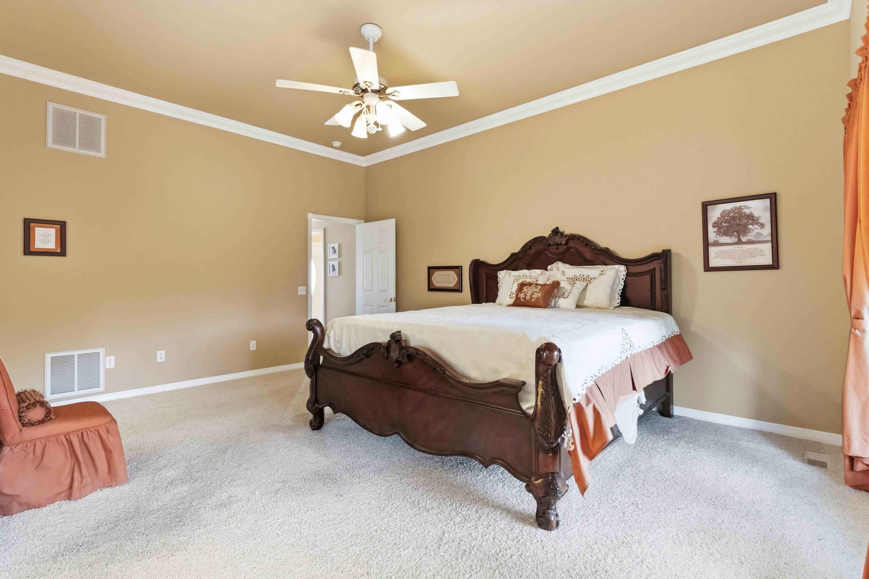 136 Riverview Drive Property Photo 29