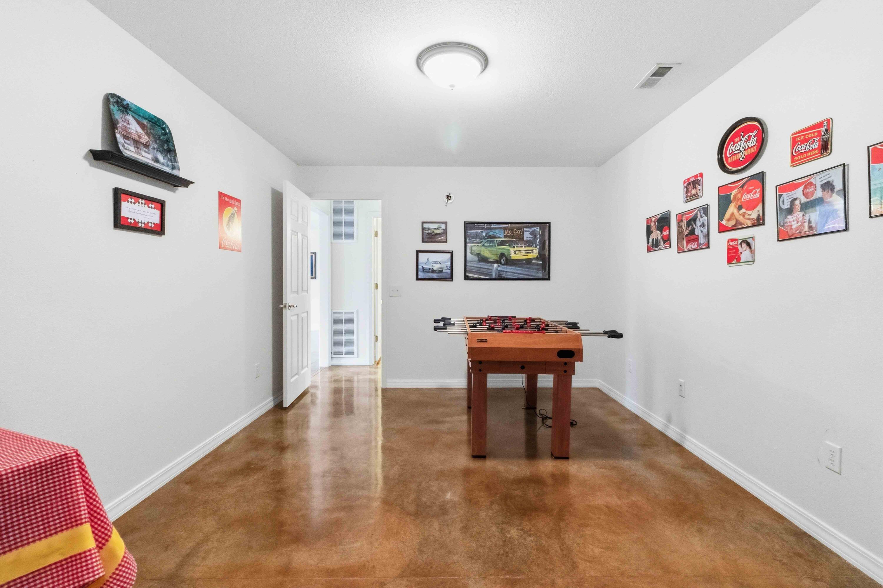 136 Riverview Drive Property Photo 44