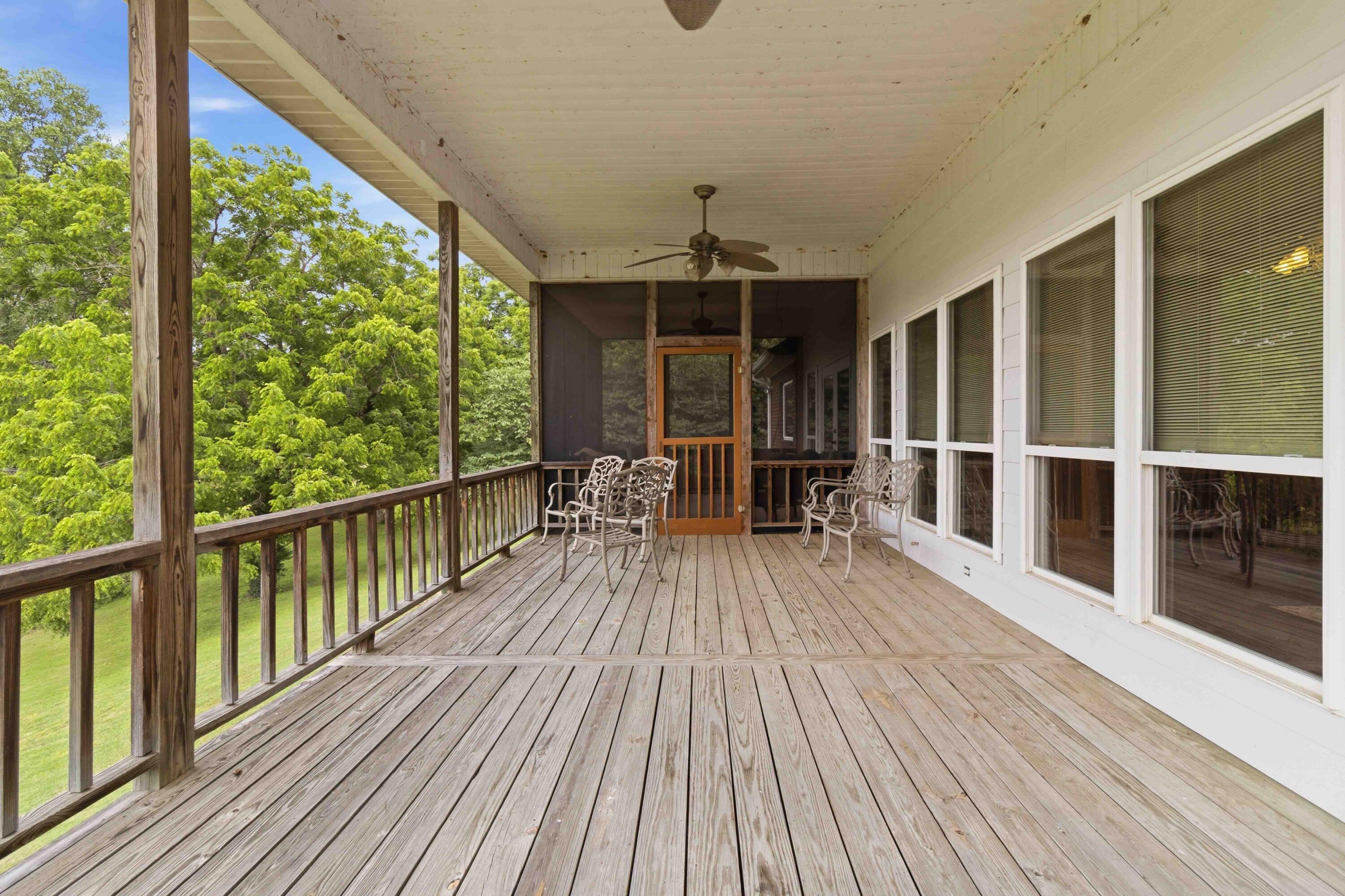 136 Riverview Drive Property Photo 55