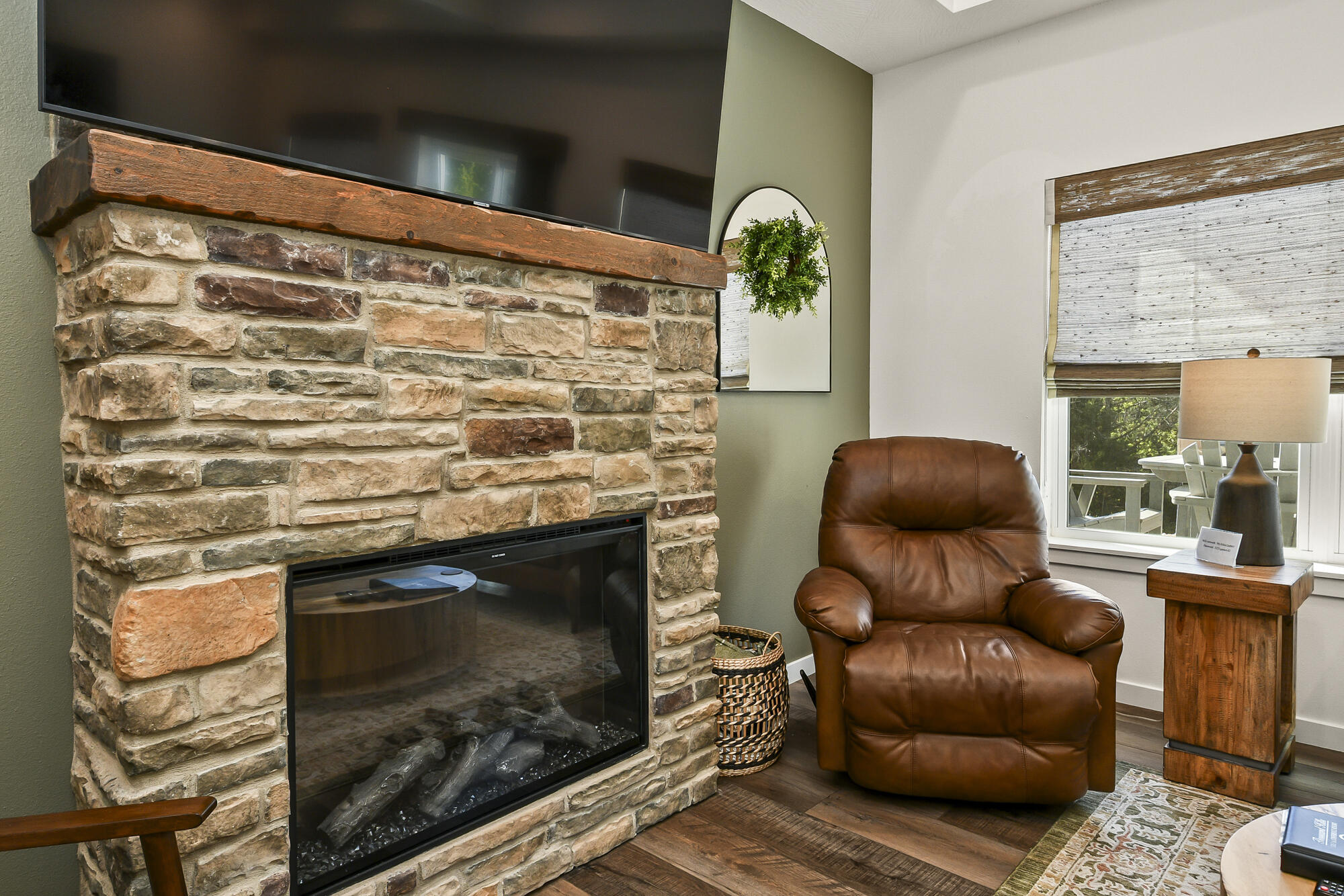 335 Majestic Drive Property Photo 10