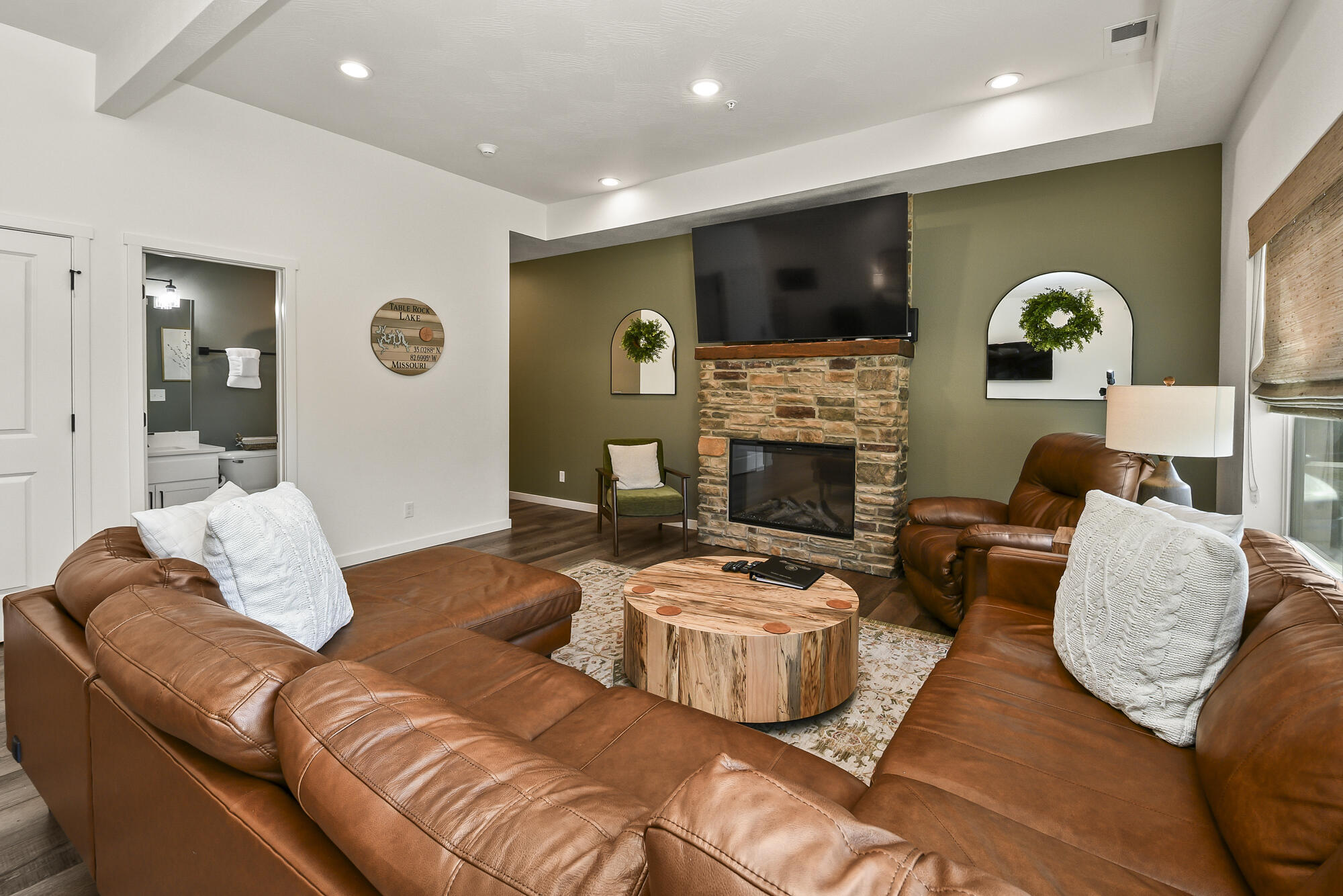 335 Majestic Drive Property Photo 13