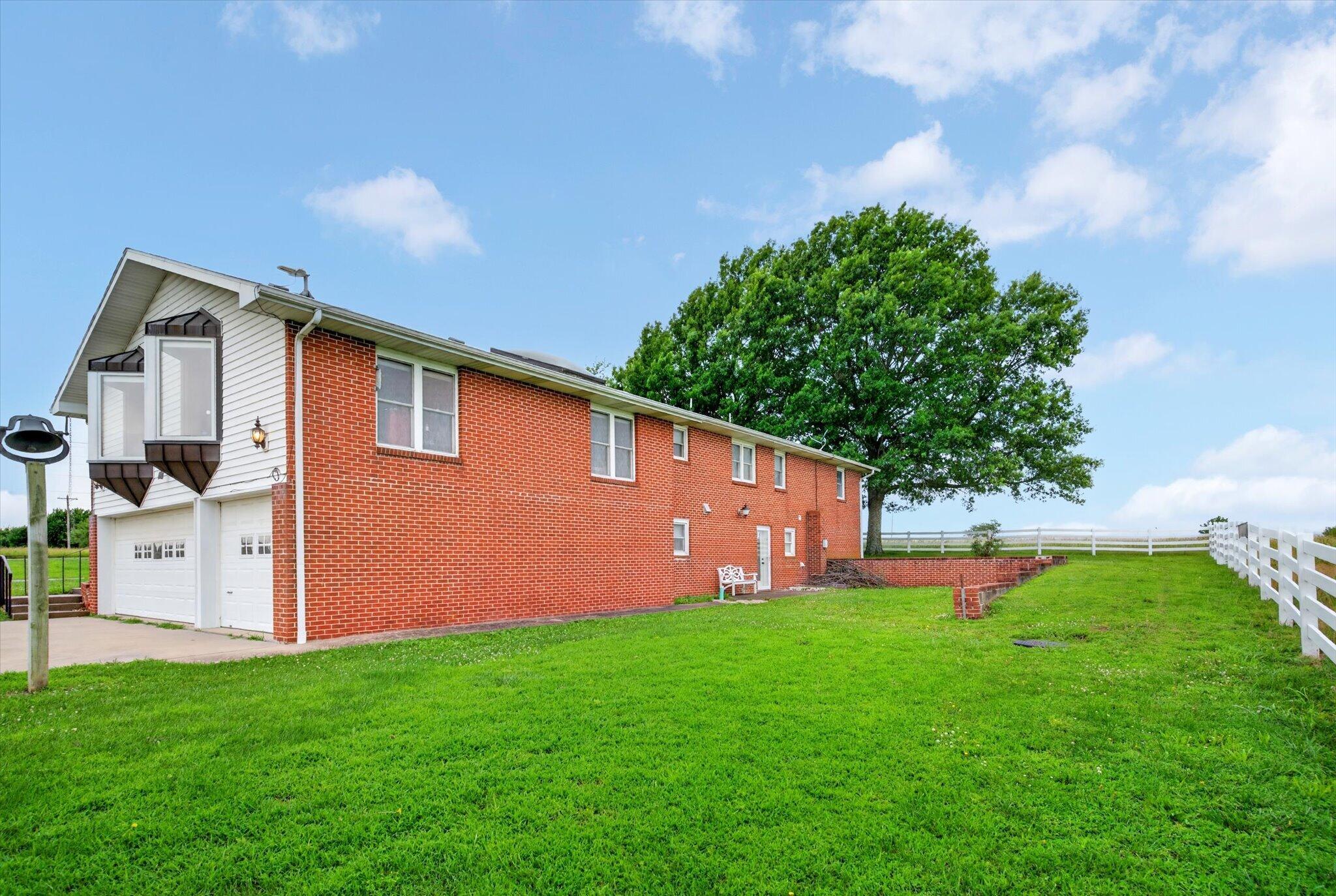 60326939 Property Photo 35