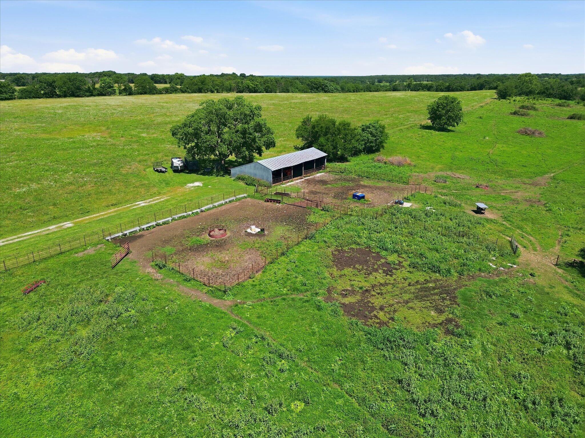 60326939 Property Photo 41