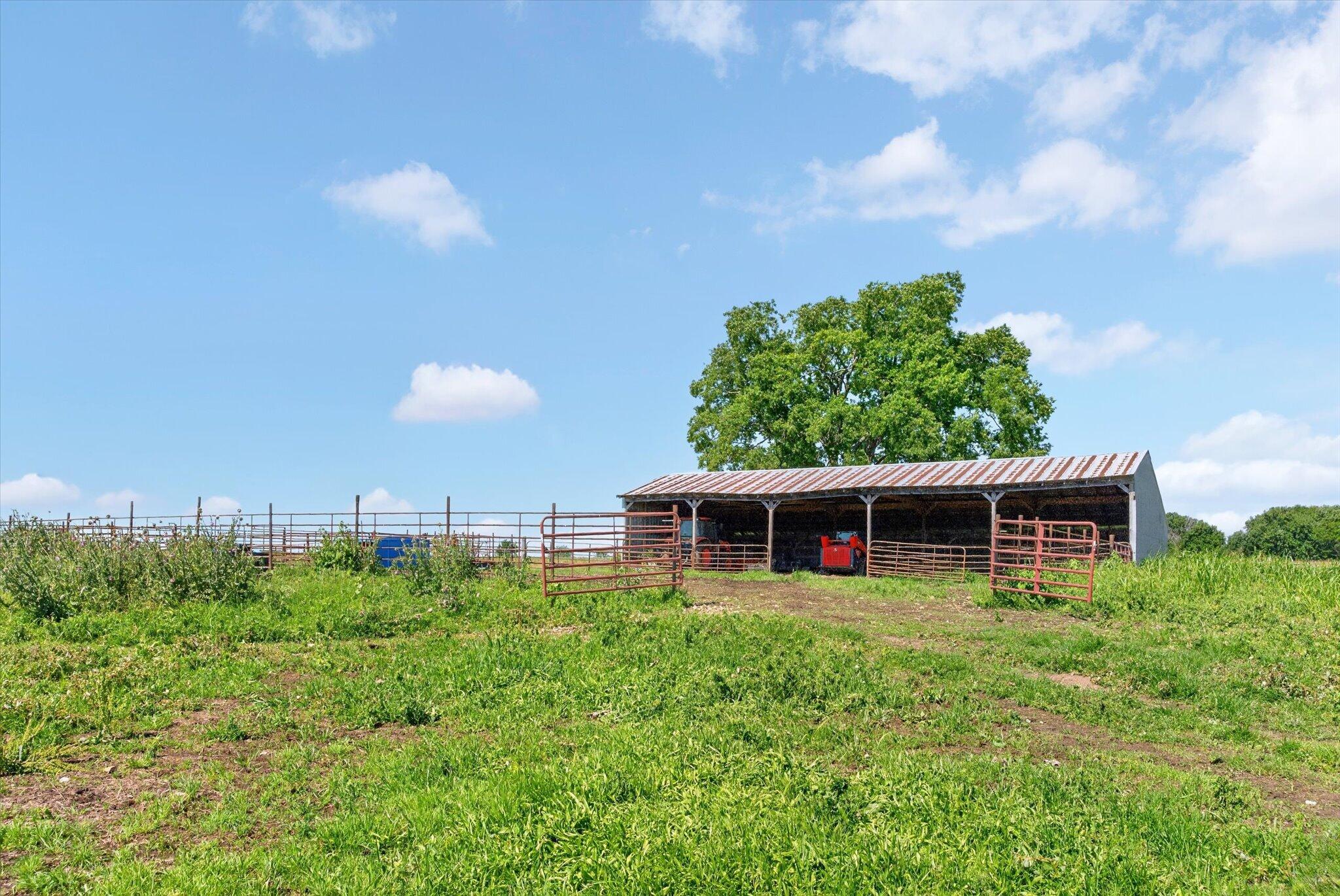 60326939 Property Photo 42