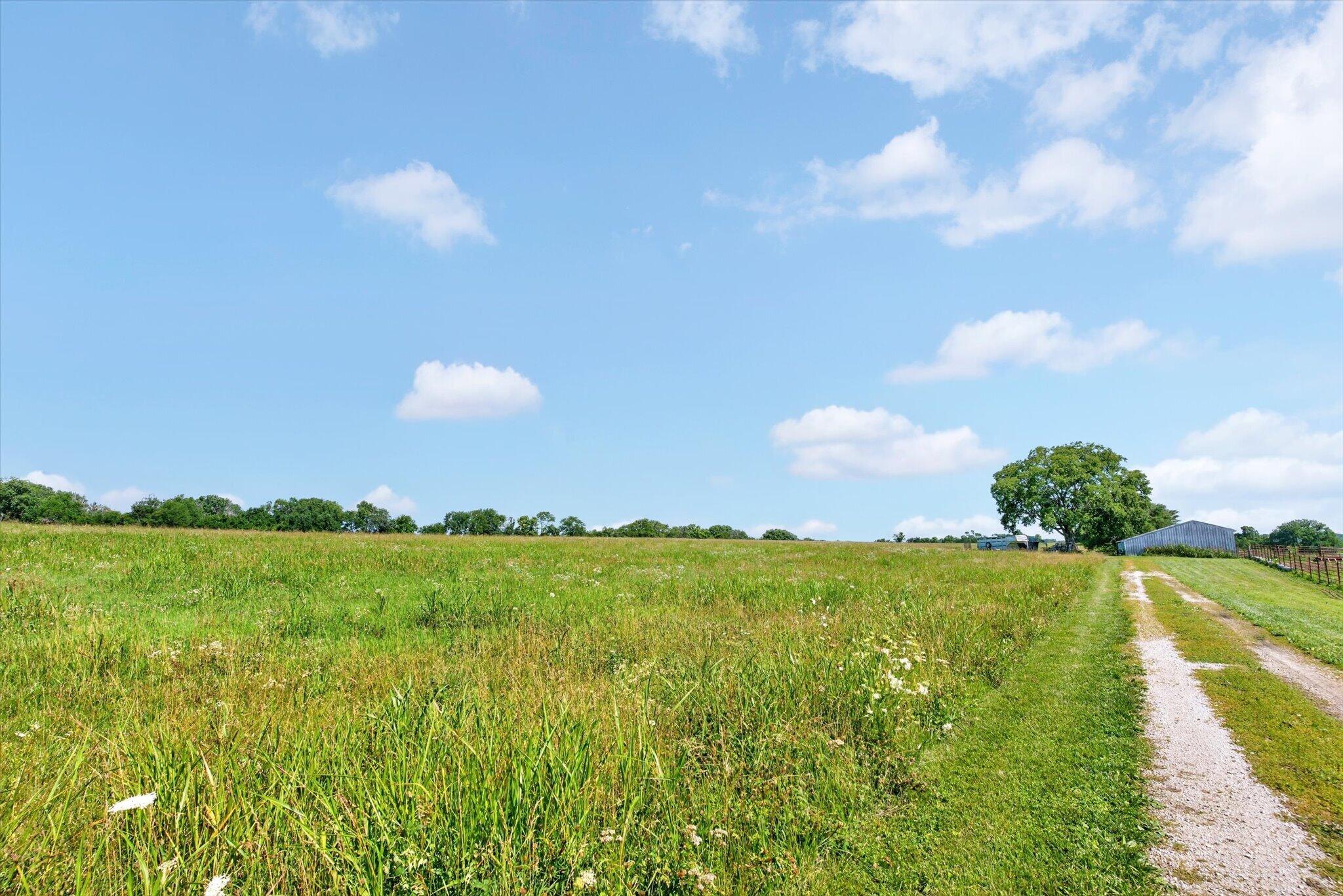 60326939 Property Photo 44