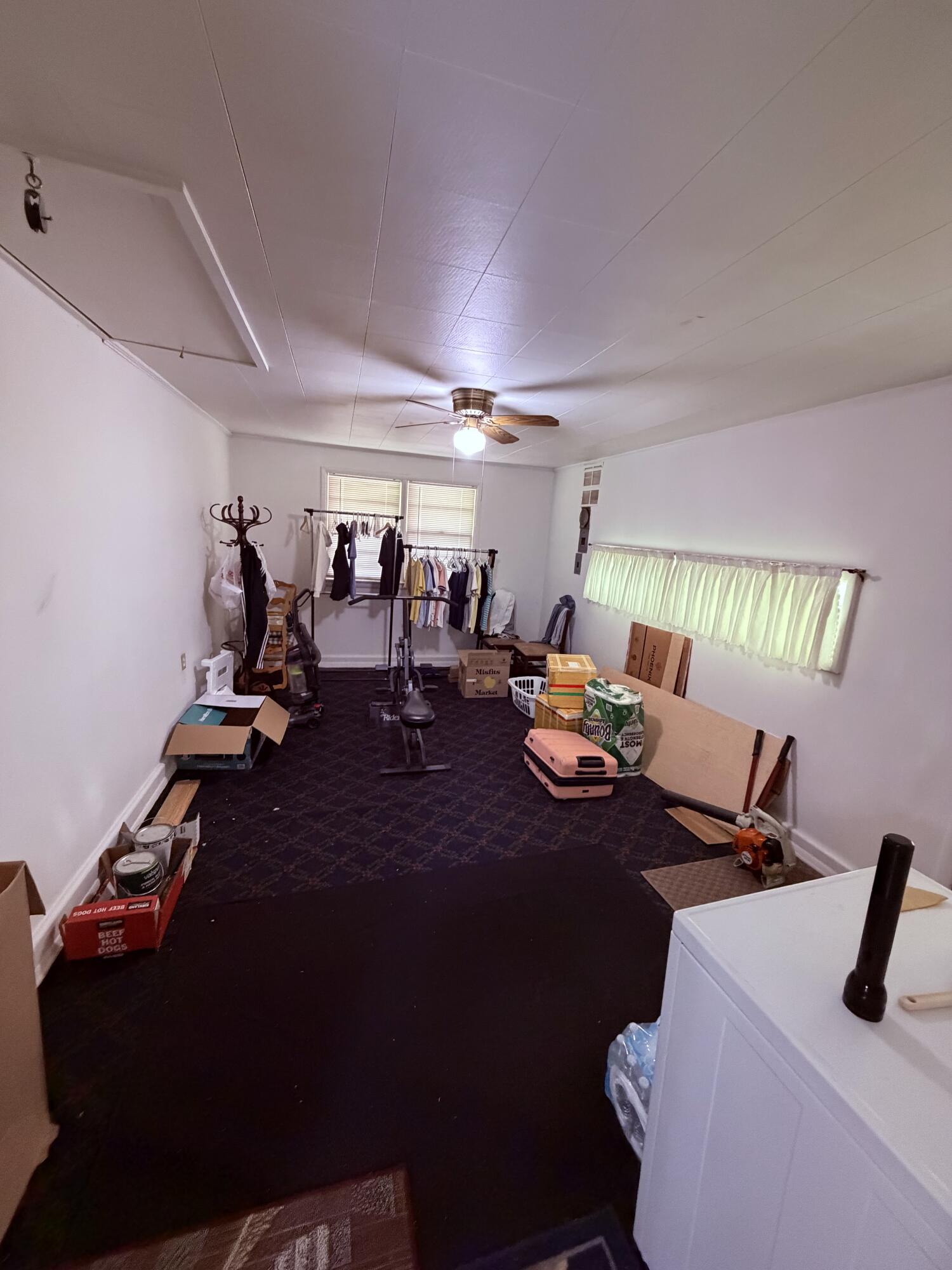 500 West Crestview Street Property Photo 8