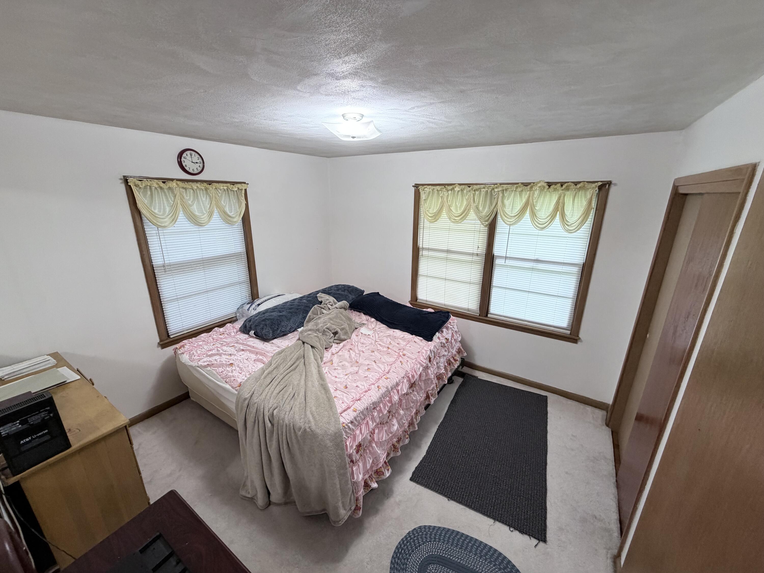 500 West Crestview Street Property Photo 12