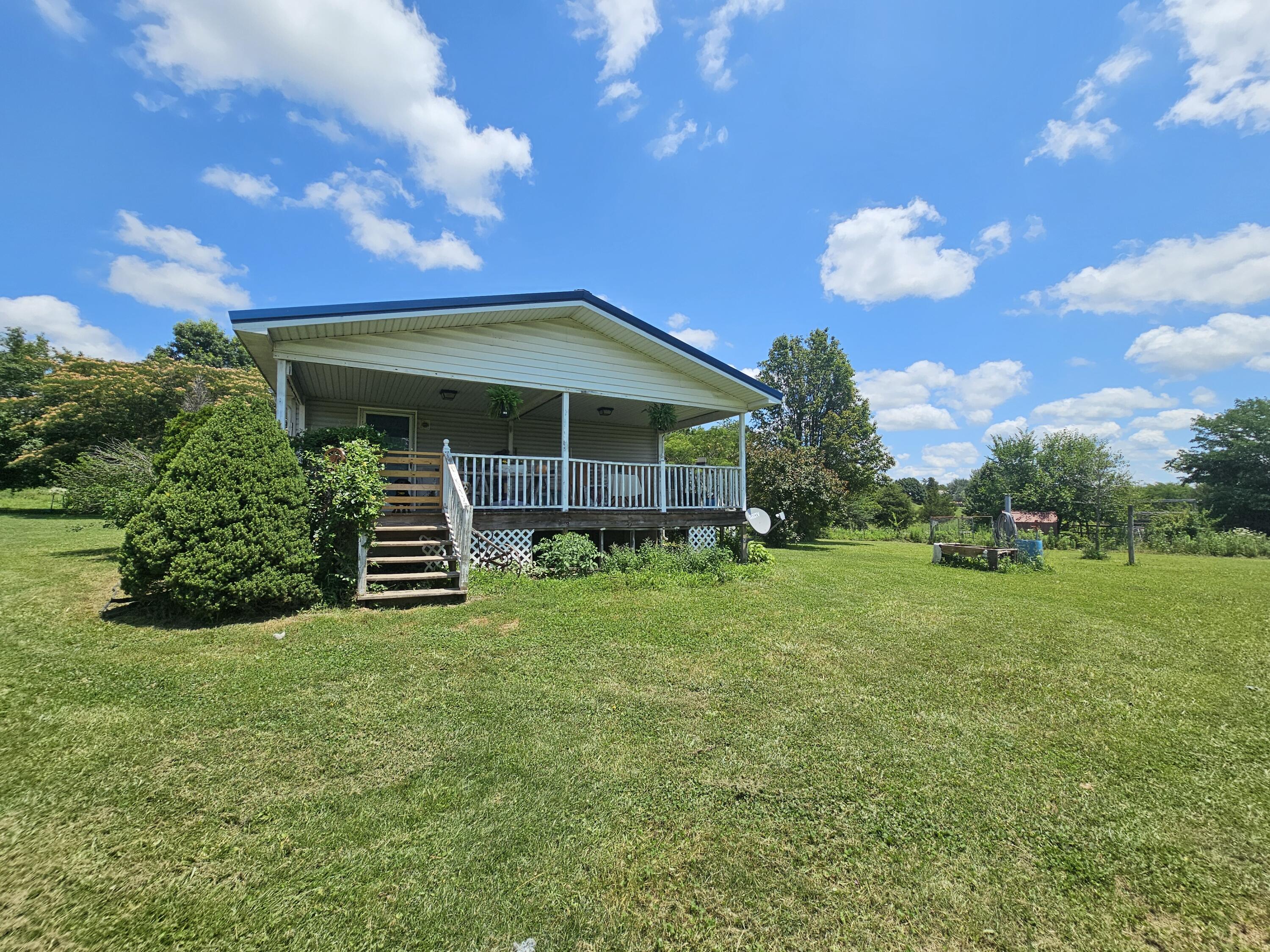 16868 Cedar Road Property Photo 2