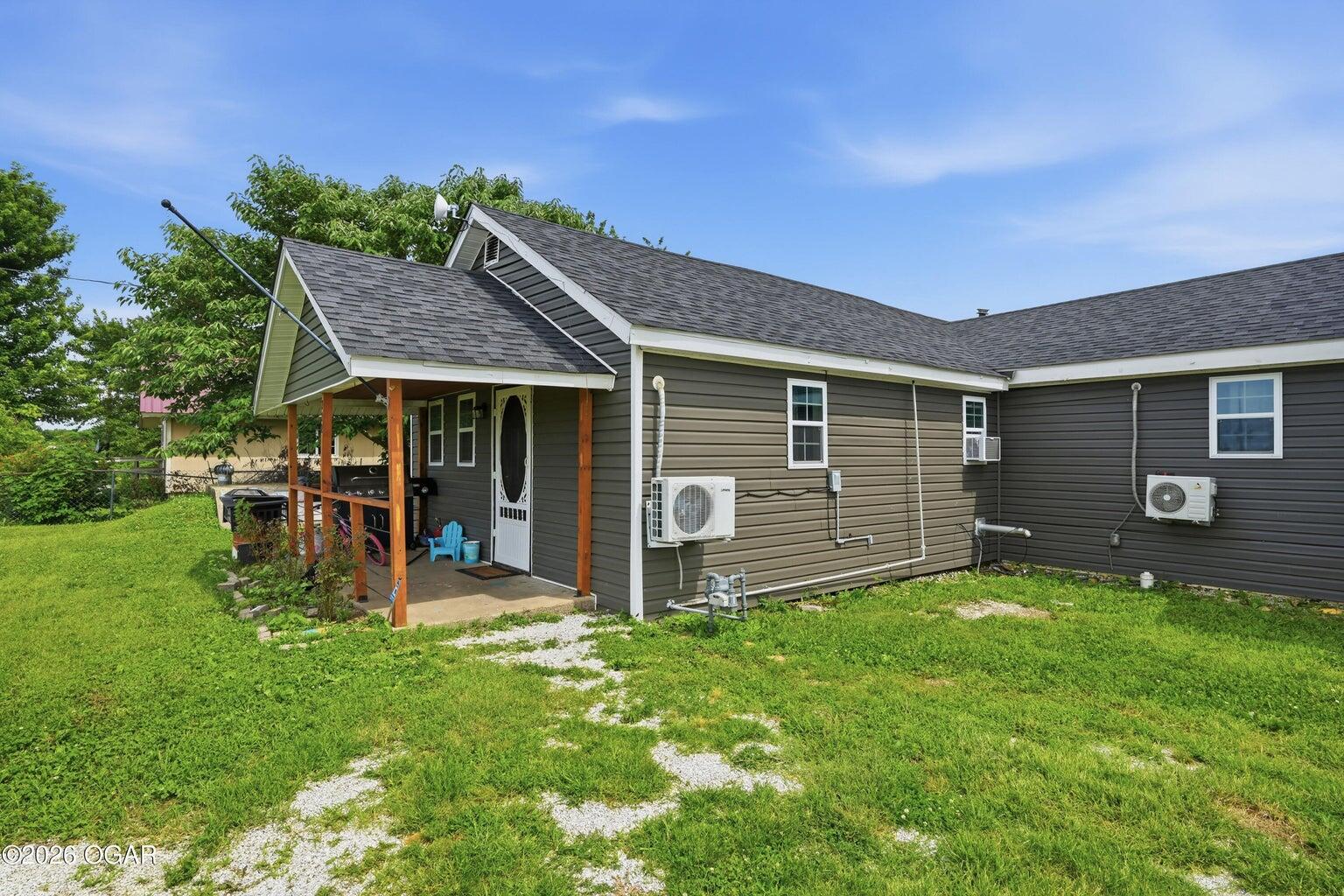222 West Splitlog Street Property Photo 3