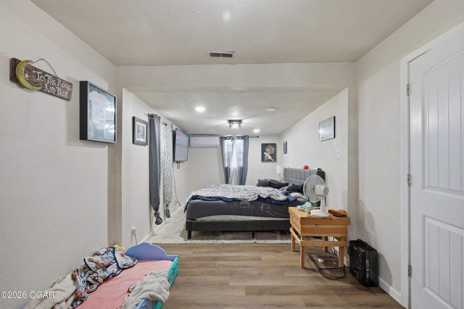 222 West Splitlog Street Property Photo 27