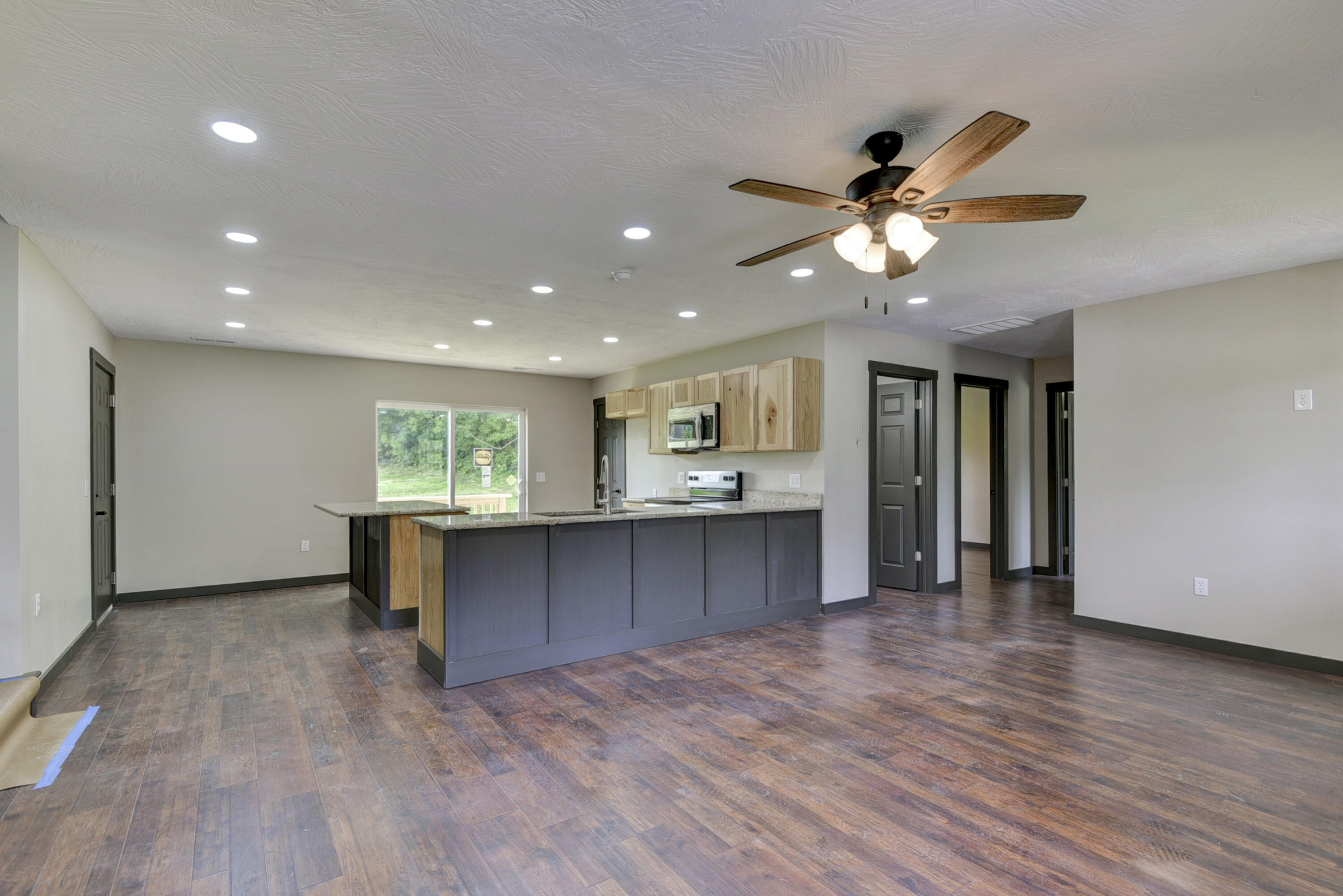 606 Old Exeter Road Property Photo 3